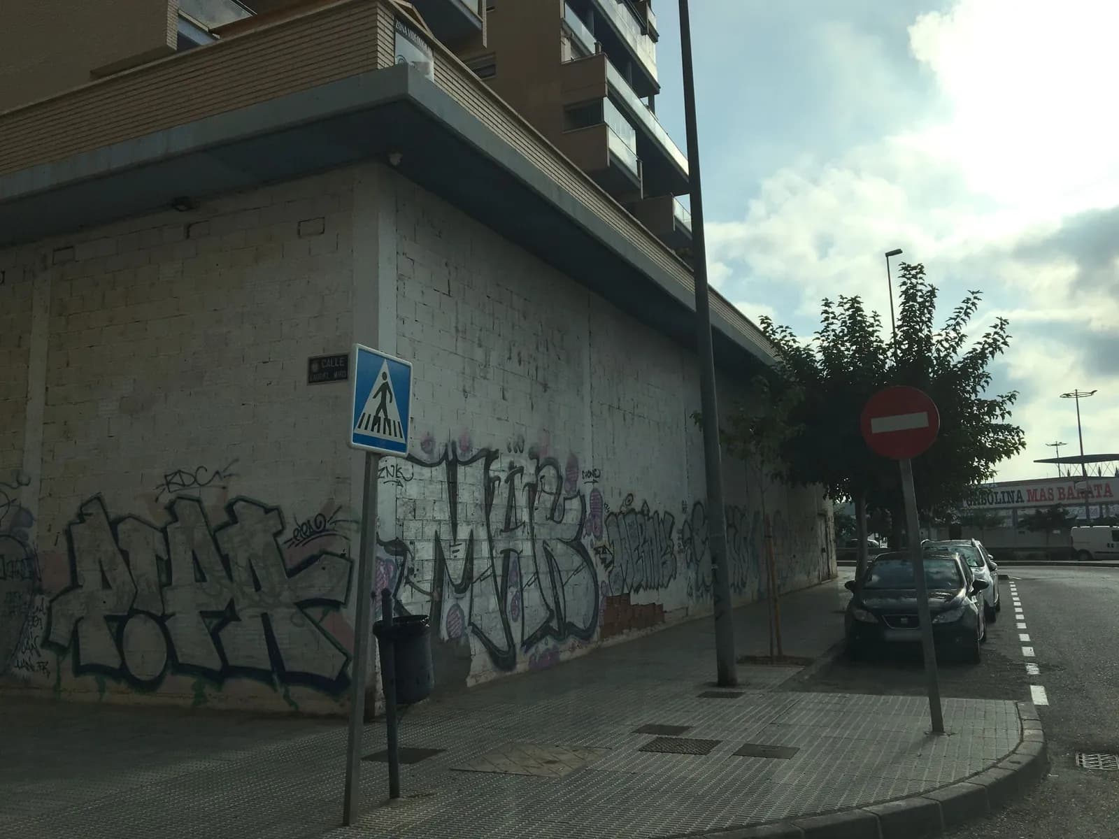 Aparcamiento gratuito en Prolongación Ángel Bruna en Cartagena (Murcia)