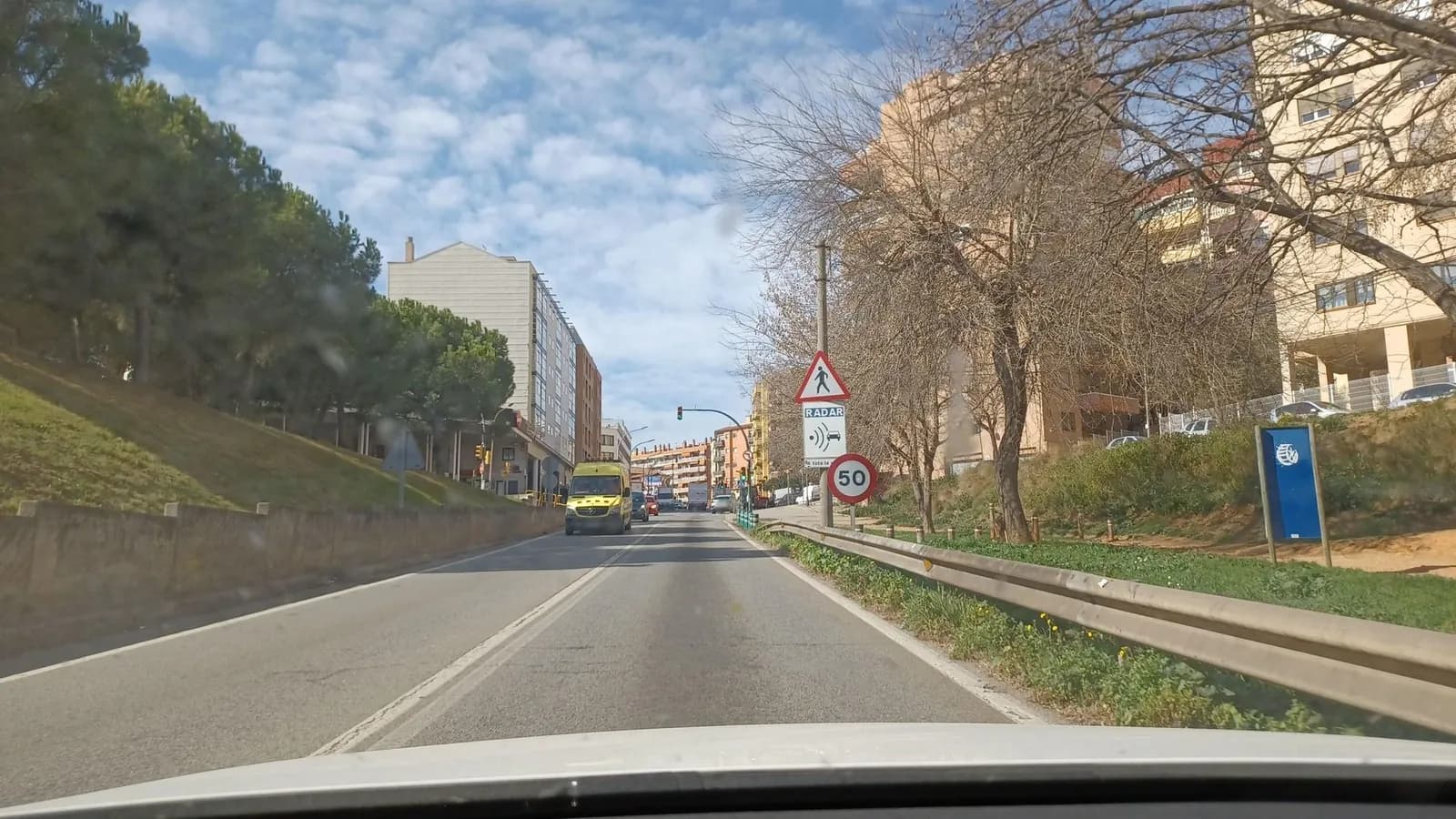 Aparcamiento gratuito en Ronda de Santa Maria en Sabadell (Barcelona)