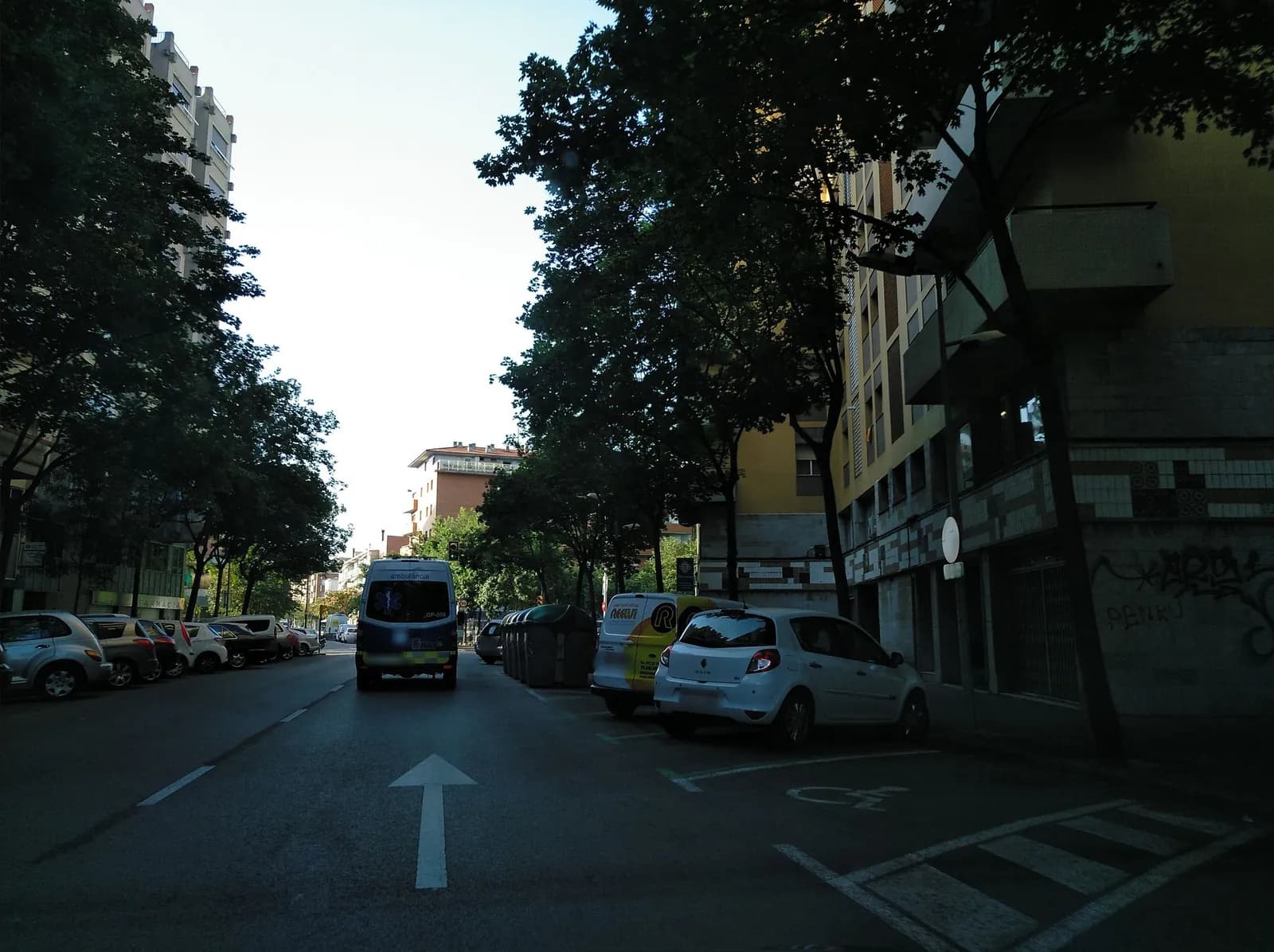 Aparcamiento gratuito en Rotonda de Joaquim Vayreda en Girona