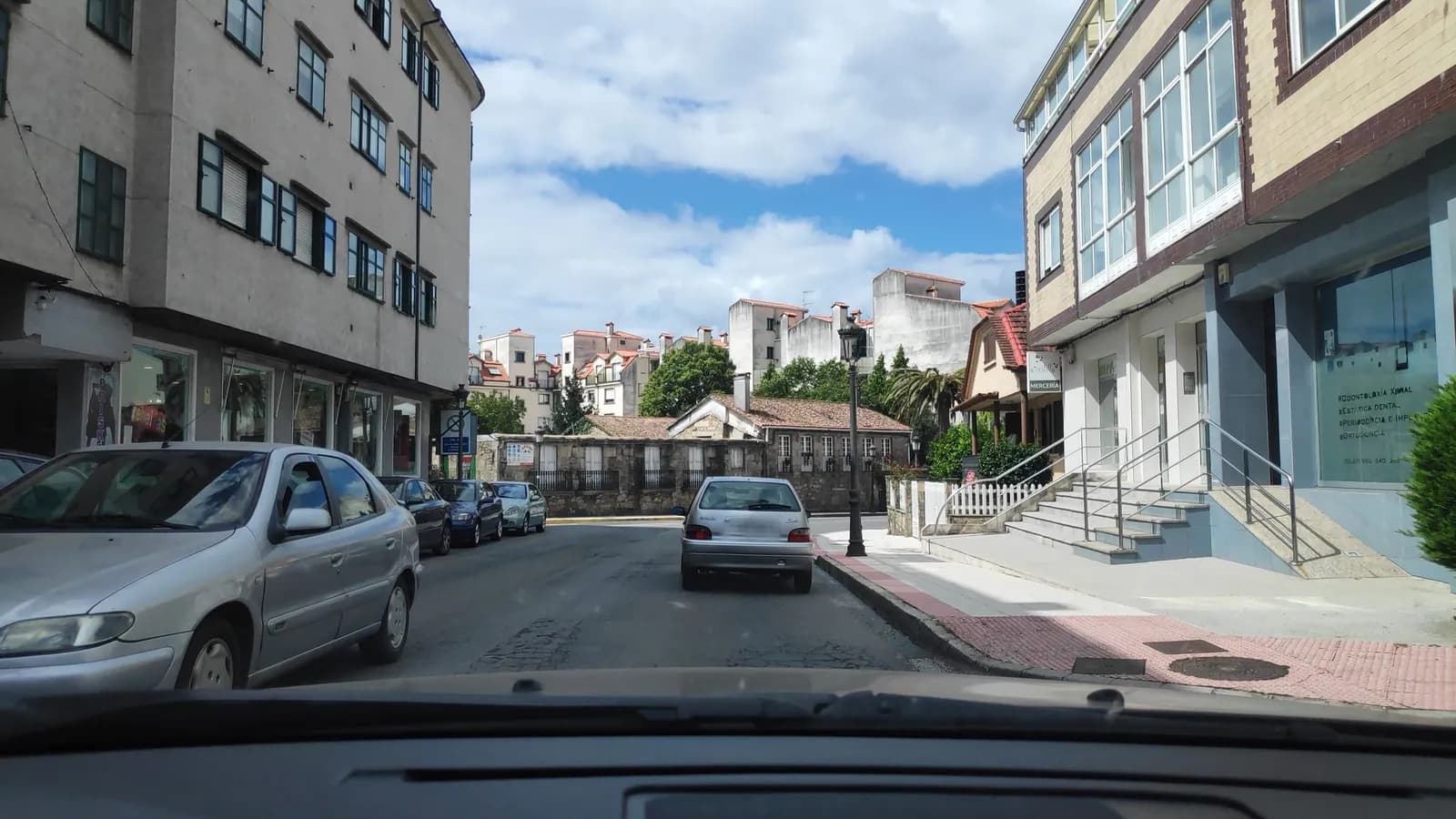 Aparcamiento gratuito en Rúa Carlos García Bayón en Caldas de Reis (Pontevedra)