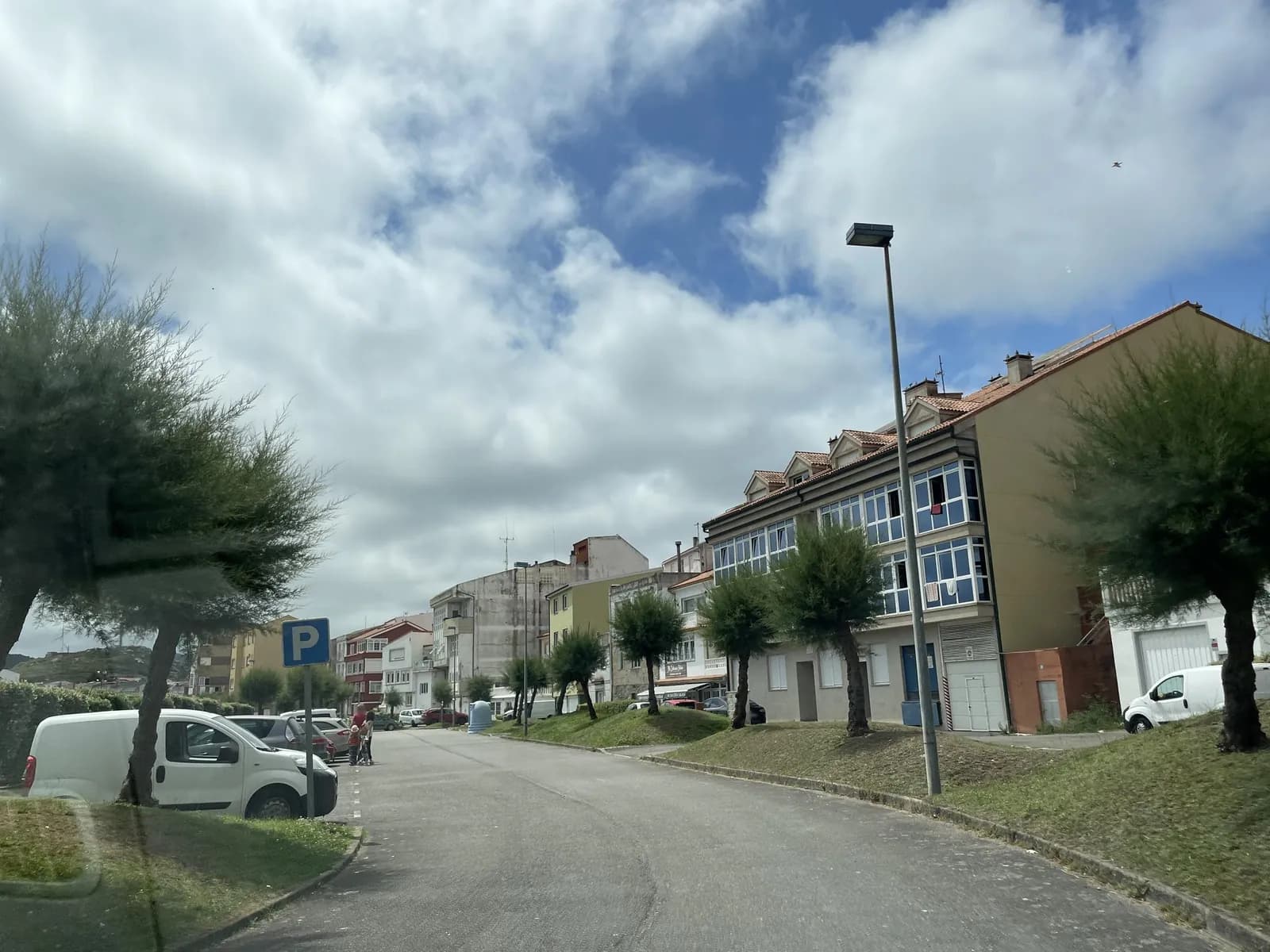 Aparcamiento gratuito en Rúa da Encarnación en Muxía (A Coruña)