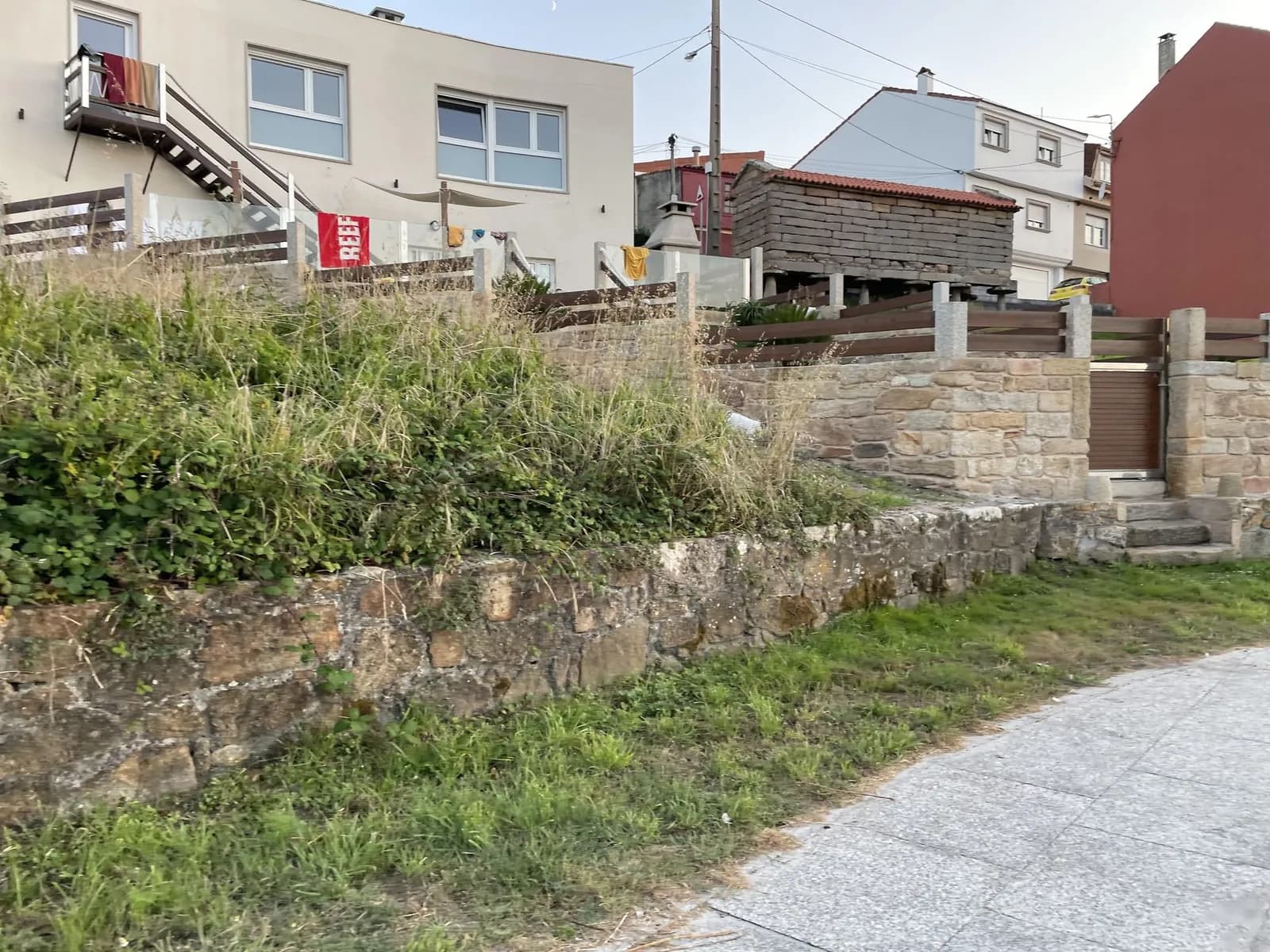 Aparcamiento gratuito en Rúa da Praia en Camariñas (A Coruña)
