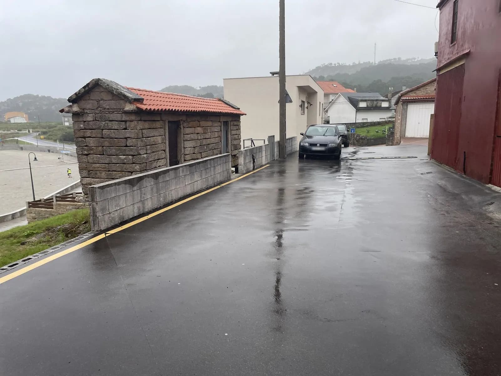 Aparcamiento gratuito en Rúa Principal en Camariñas (A Coruña)
