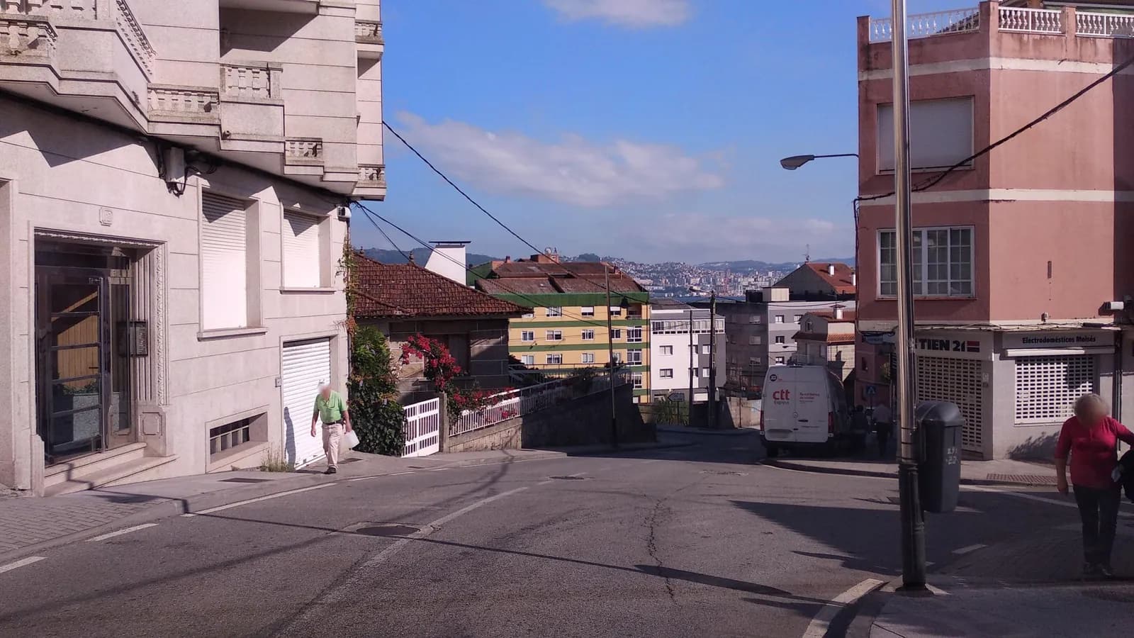 Aparcamiento gratuito en Rúa Ramón Cabanillas en Moaña (Pontevedra)