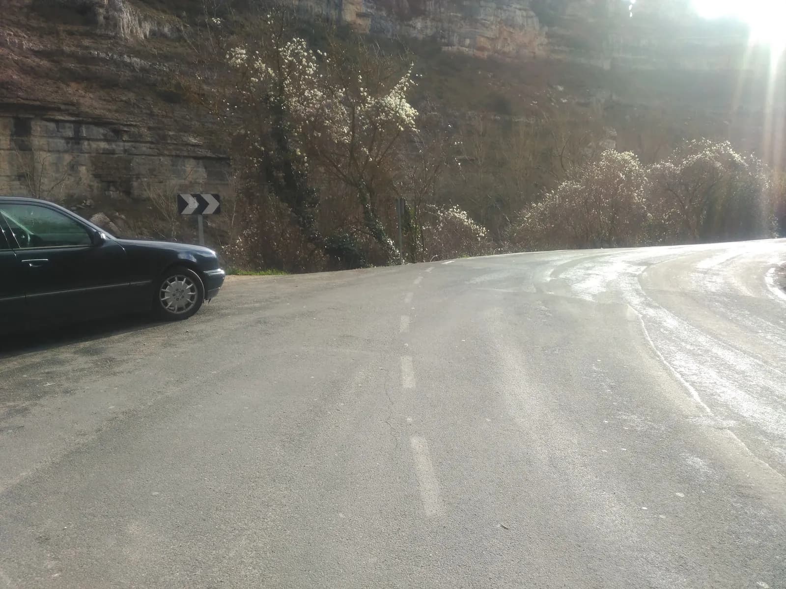 Aparcamiento gratuito en Ruerrero-Orbaneja del Castillo en Valle de Zamanzas (Burgos)