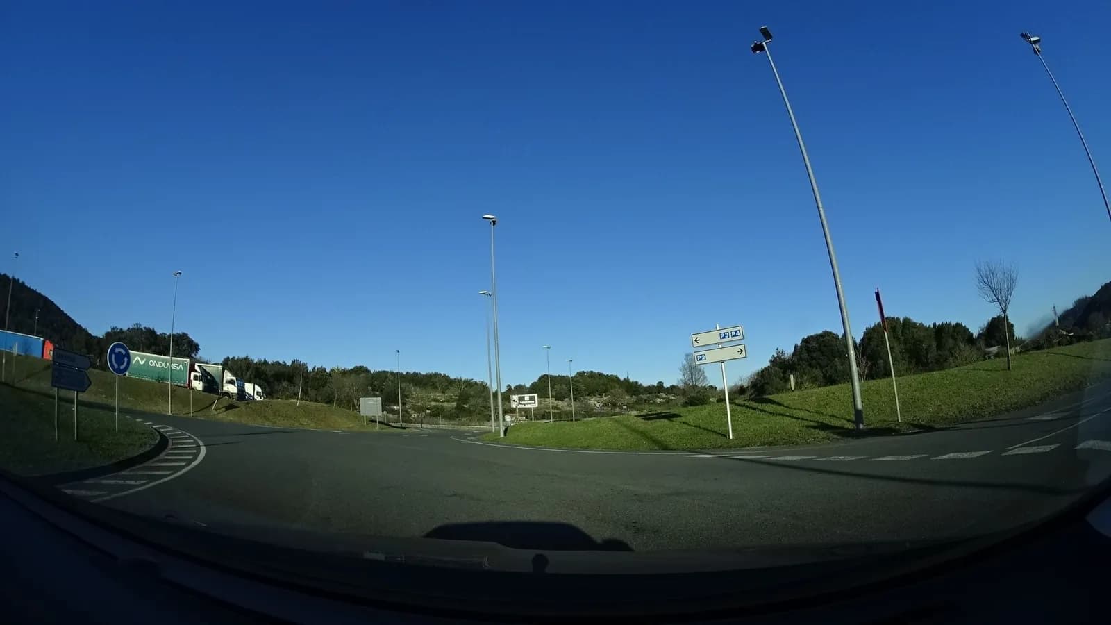 Aparcamiento gratuito en San Antolín auzoa en Lekeitio (Bizkaia)