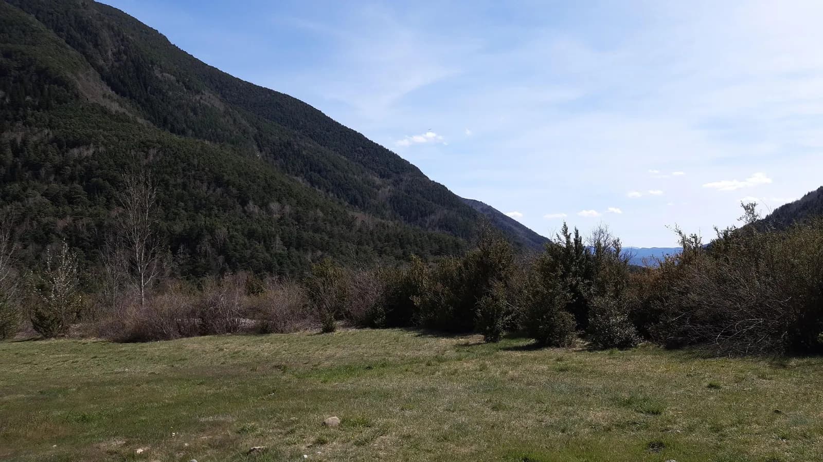Aparcamiento gratuito en Sendero adaptado Santa Elena en Biescas (Huesca)