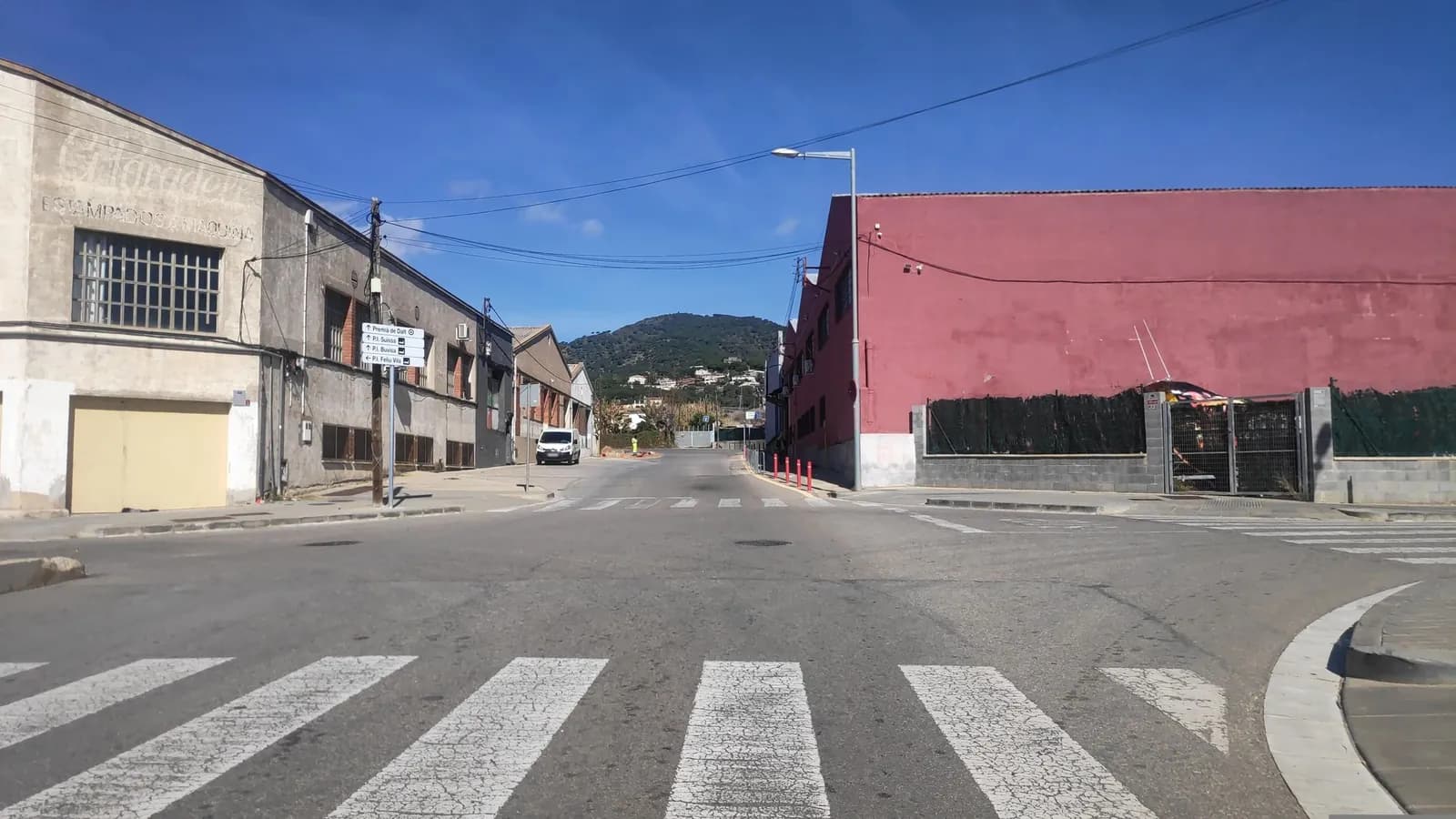 Aparcamiento gratuito en Torrent d'en Malet en Premià de Mar (Barcelona)