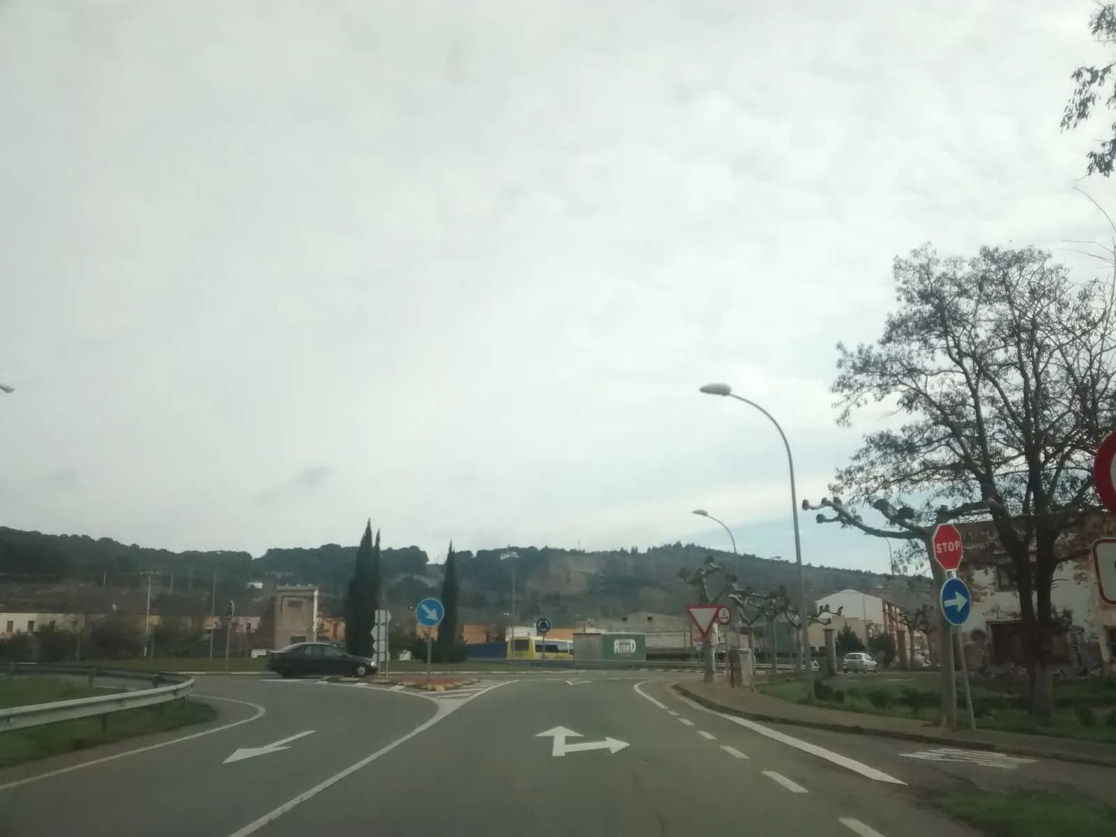 Aparcamiento gratuito en Travesía de Lodosa en Lodosa (Navarra)