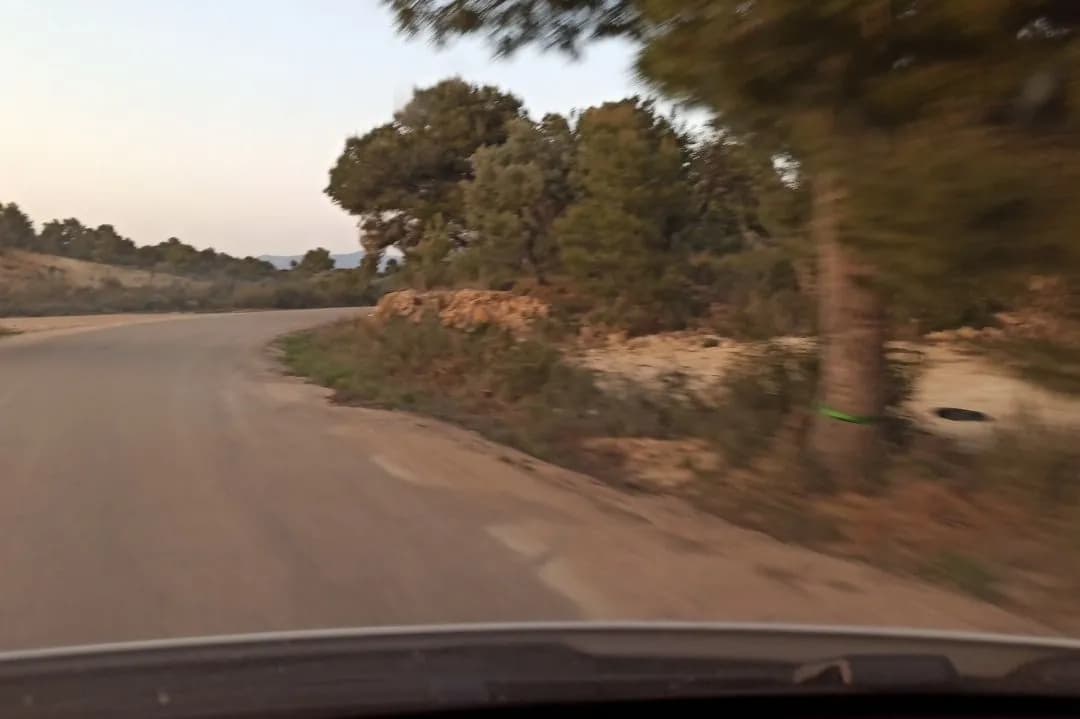 Aparcamiento gratuito en Vereda de Bassa Malena a la Mar en El Perelló (Tarragona)