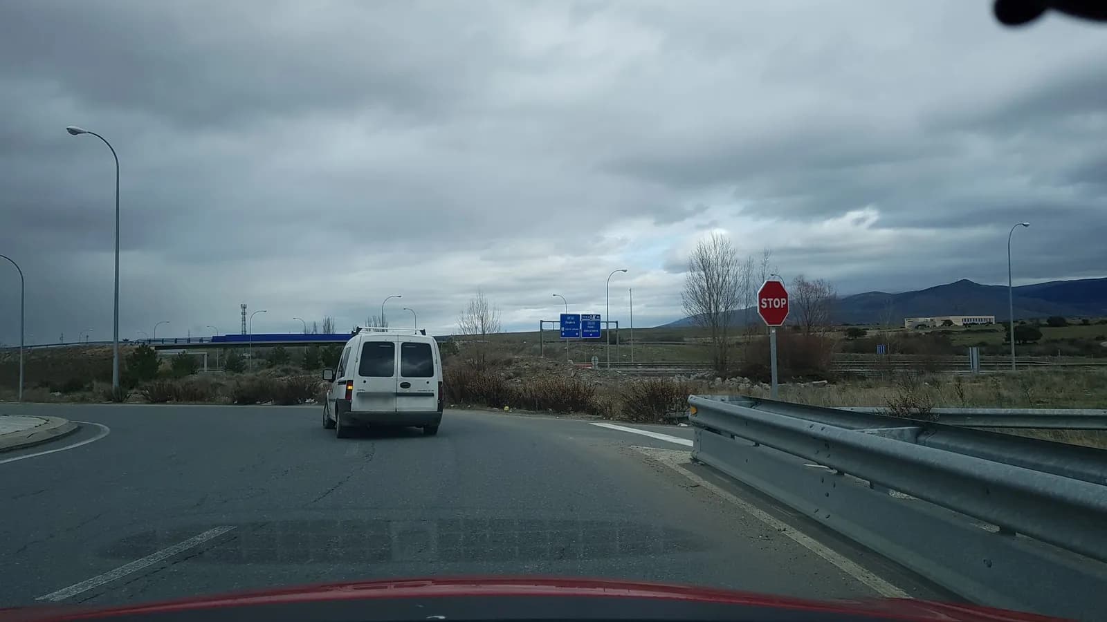 Aparcamiento gratuito en Vial Interpolígonos en Palazuelos de Eresma (Segovia)