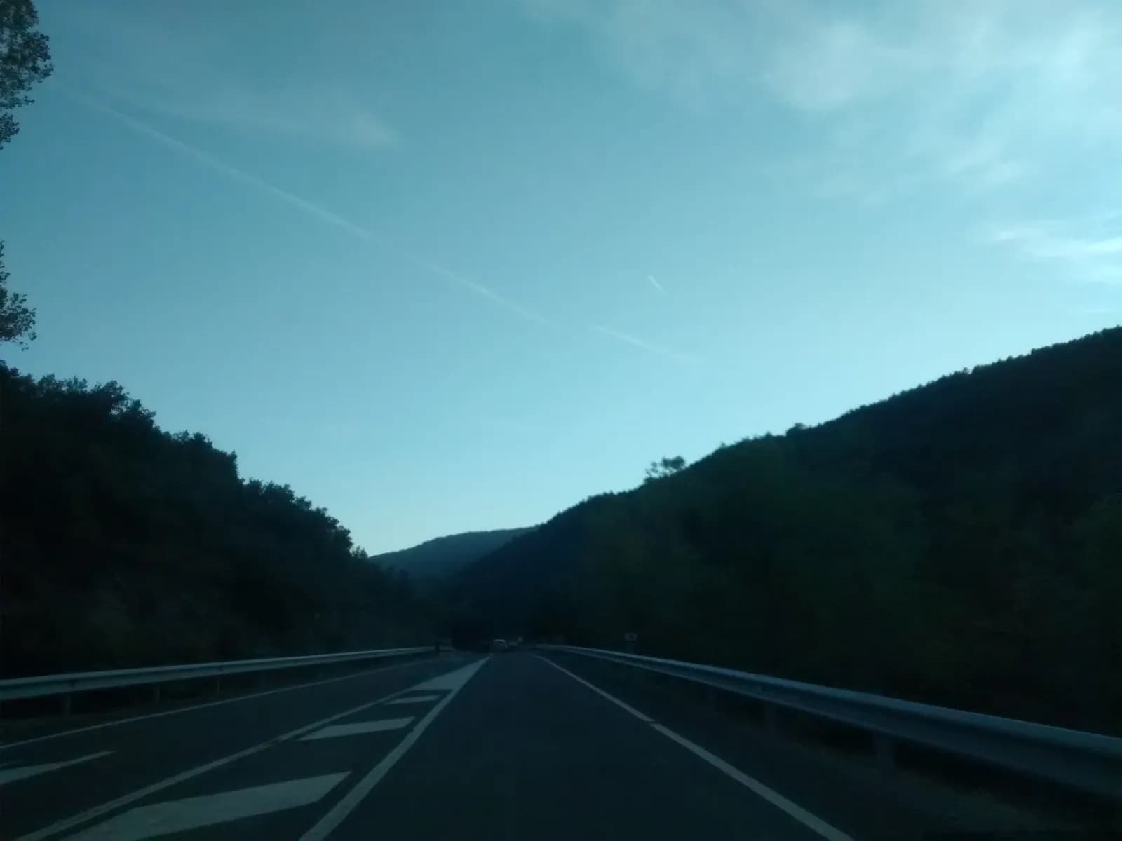 Área de aparcamiento en el oeste de Jasa en Jasa (Huesca)