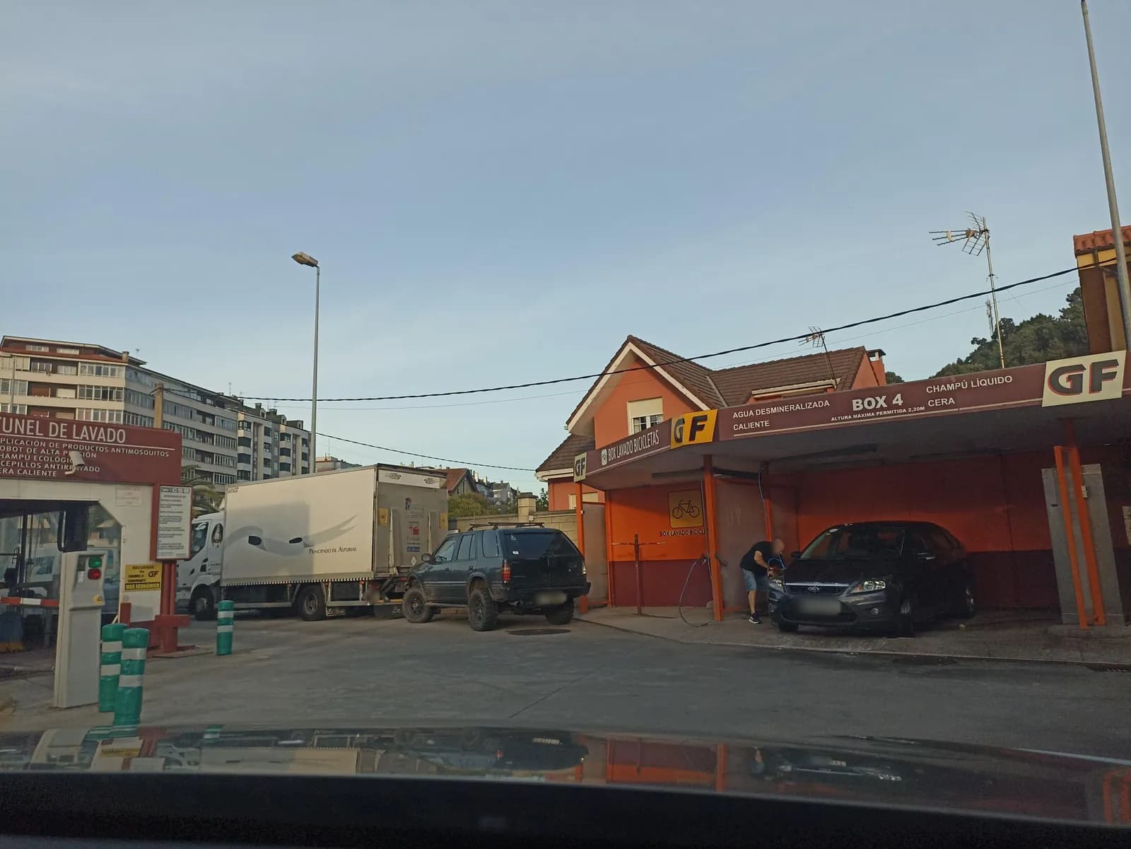 Parking de autocaravanas El Agüil, Castrillón en Castrillón (Asturias)