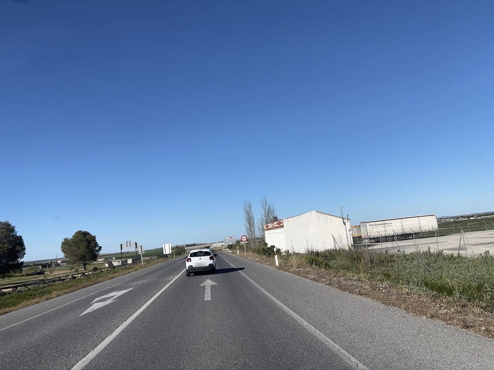 Parking gratuito de autocaravanas en El Cuervo (Sevilla) en El Cuervo de Sevilla (Sevilla)