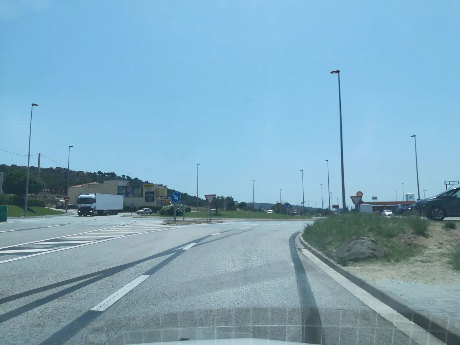 Parking — La Jonquera Benzinera Tramuntana en La Jonquera (Girona)