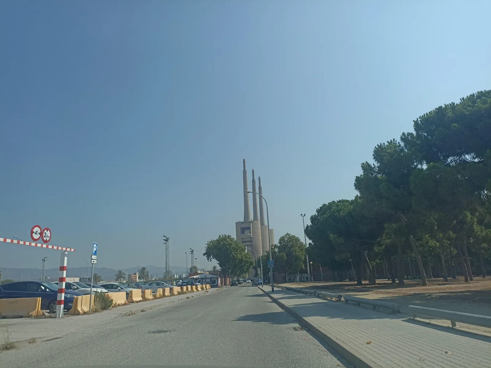 Parking gratuito Av. d'Eduard Maristany, 76 Parking en Sant Adrià de Besòs (Barcelona)