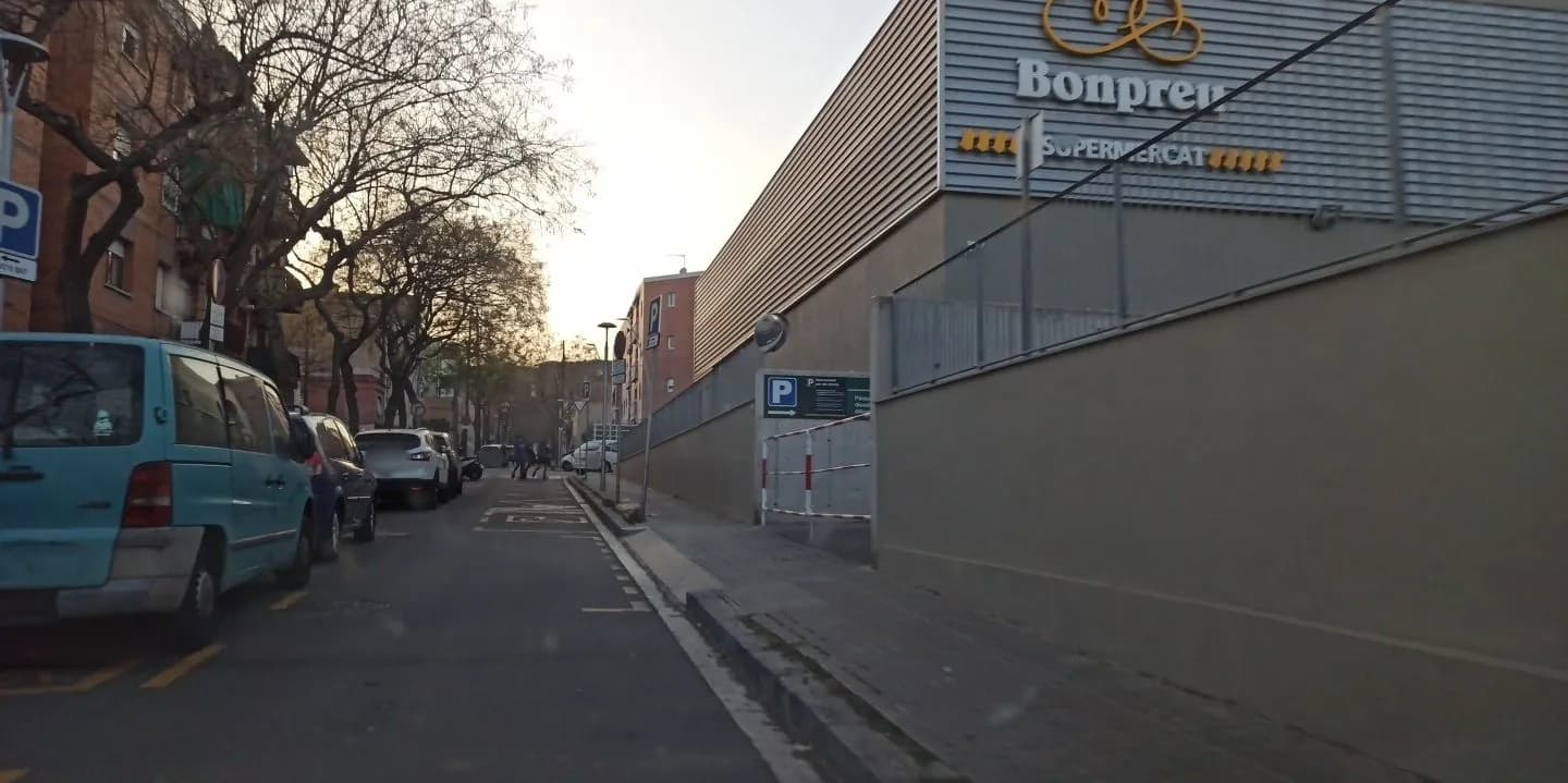 Parking gratuito Bonpreu en Santa Coloma de Gramenet (Barcelona)