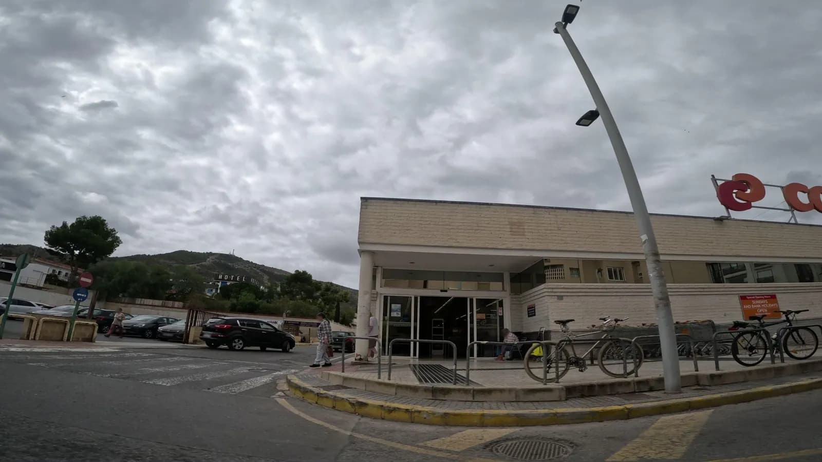 Parking gratuito Consum en Alfàs del Pi (l') (Alicante)