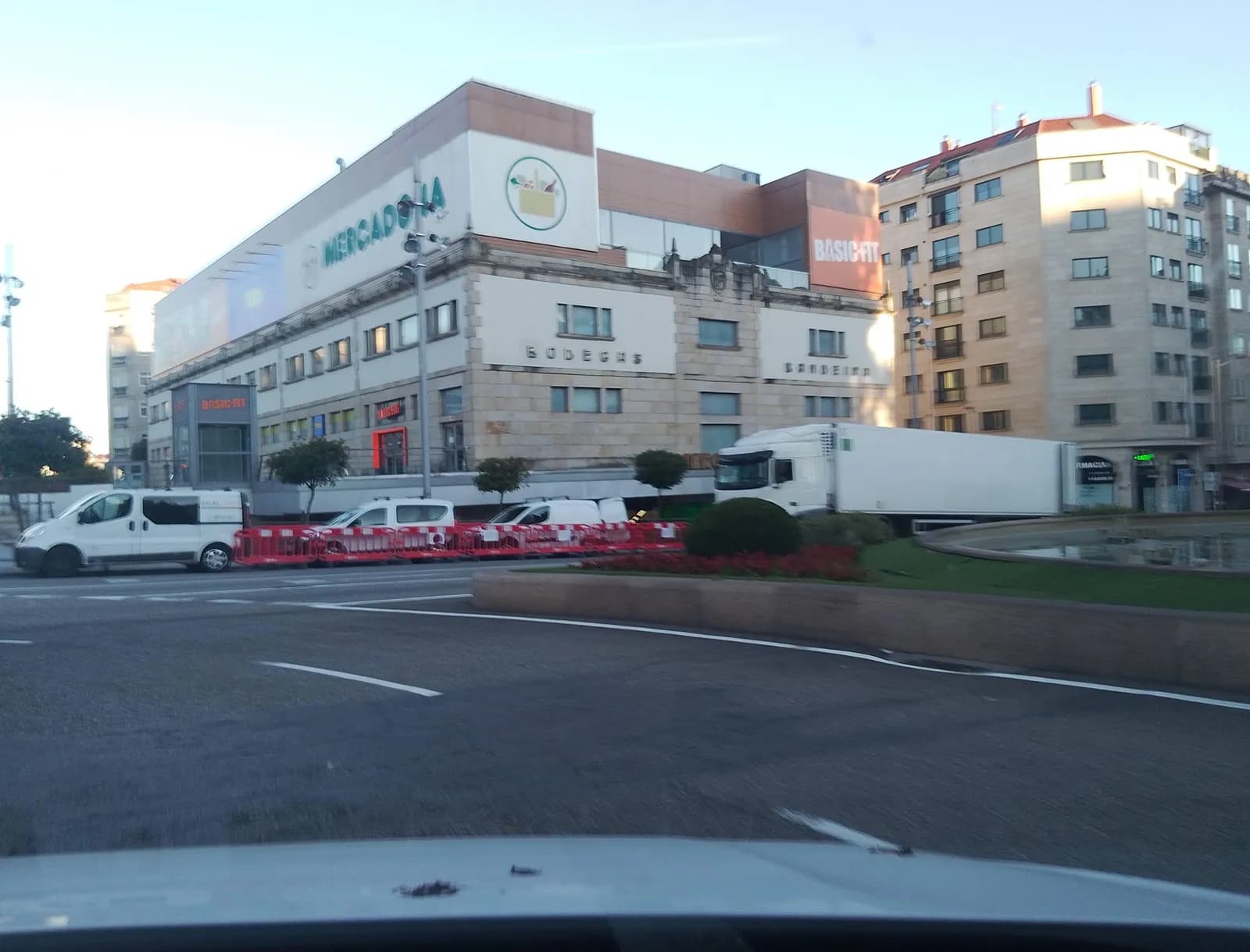 Parking Estacionamento Centro Comercial Bandeira en Vigo (Pontevedra)