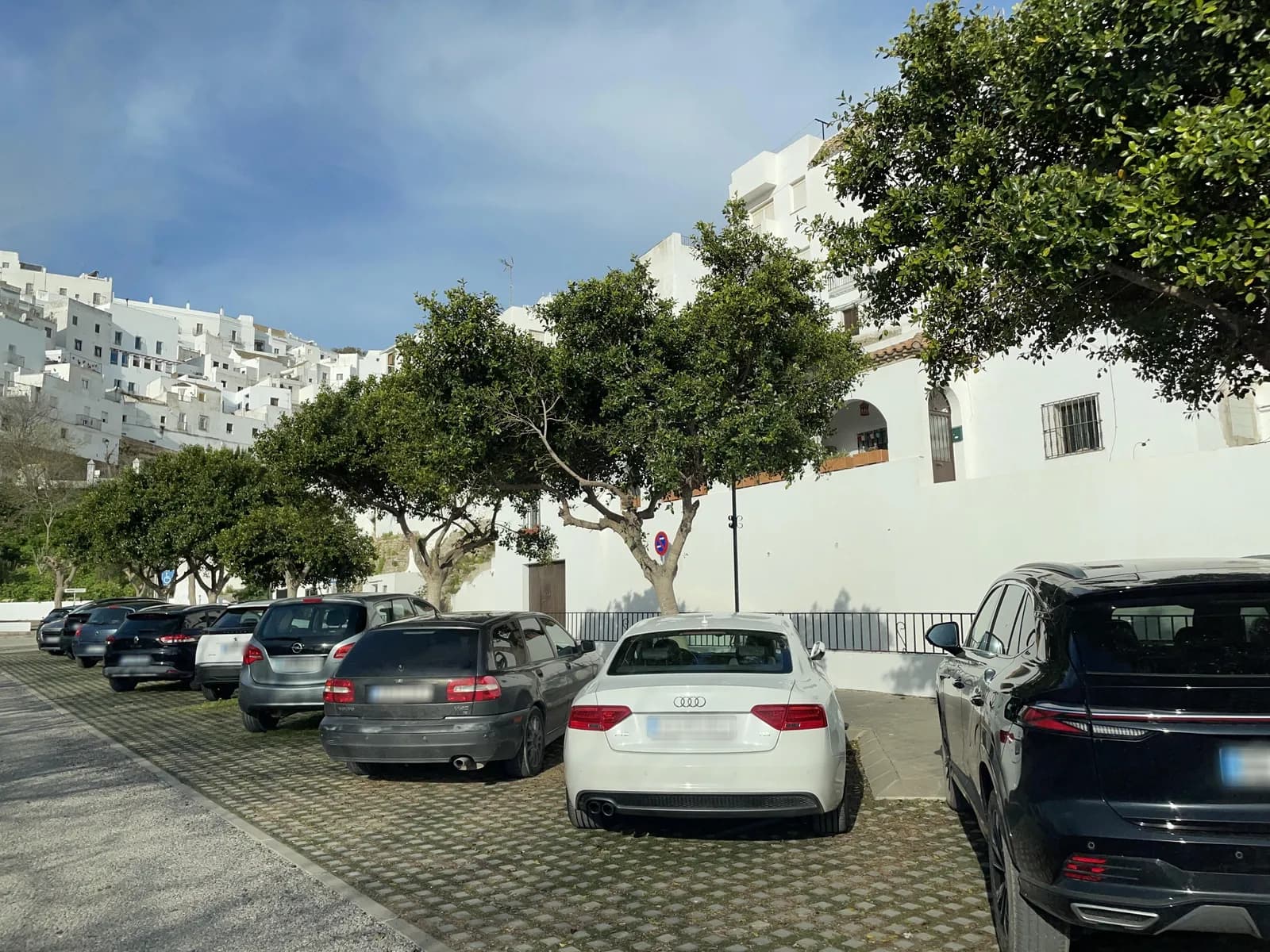 Parking PMR gratuito en el Paseo de las Cobijadas (Vejer) en Vejer de la Frontera (Cádiz)