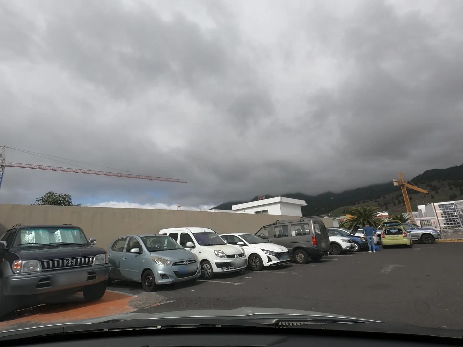 Parking gratuito HiperDino en Paso (El) (Santa Cruz de Tenerife)