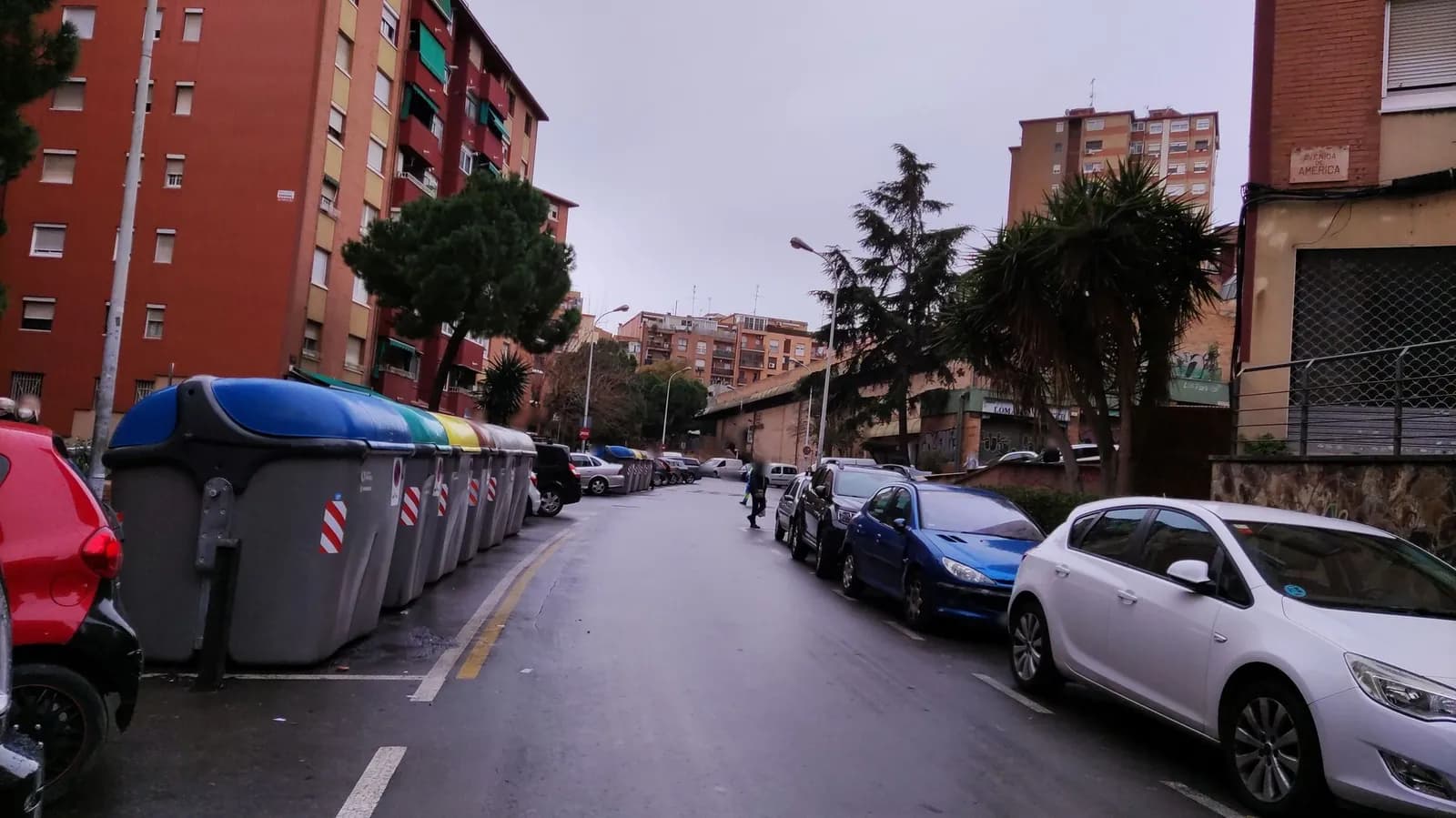 Parking gratuito La Font en Santa Coloma de Gramenet (Barcelona)