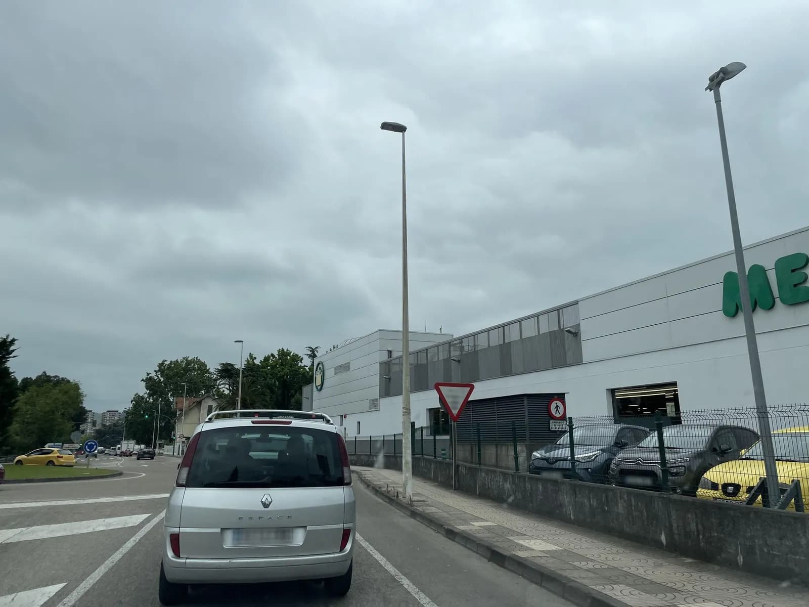 Parking Mercadona en Torrelavega en Torrelavega (Cantabria)