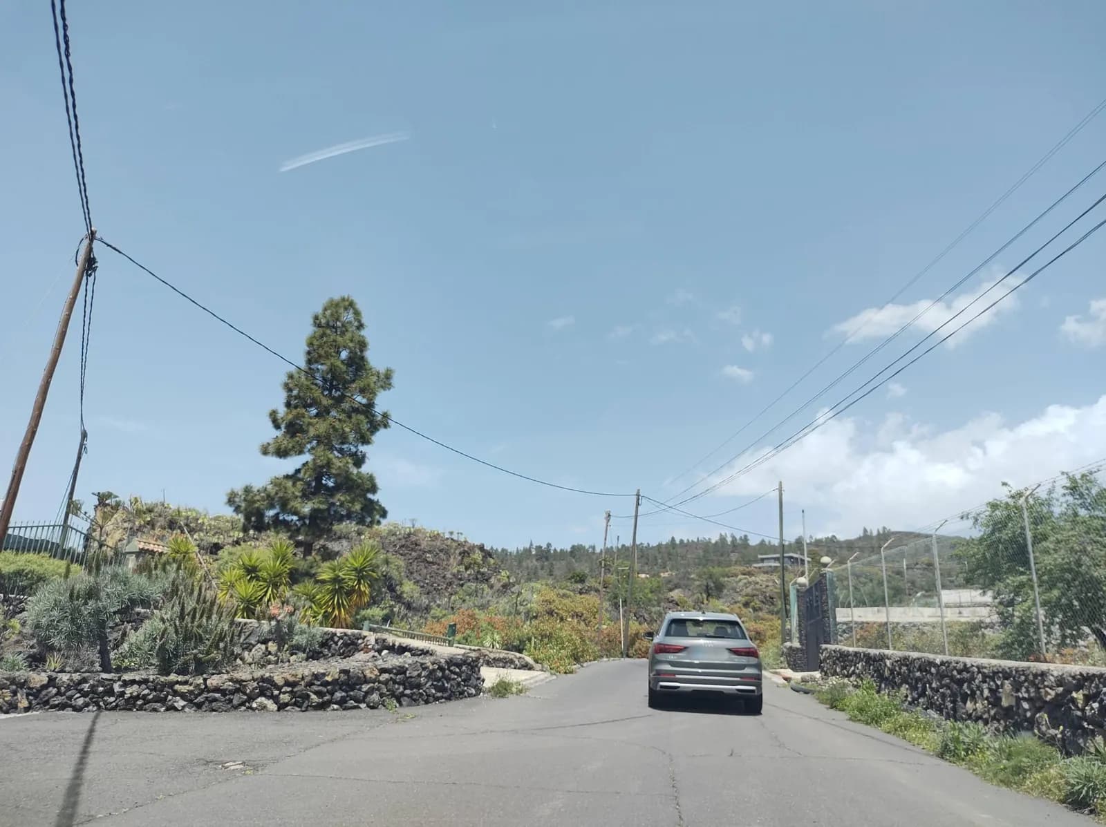 Parking gratuito Mirador de Chirche Parking en Guía de Isora (Santa Cruz de Tenerife)