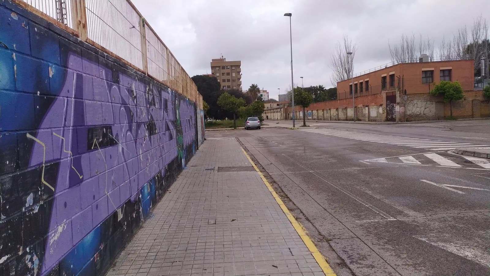 Parking del Campo de Fútbol del Barrio de la Luz en Xirivella (Valencia)