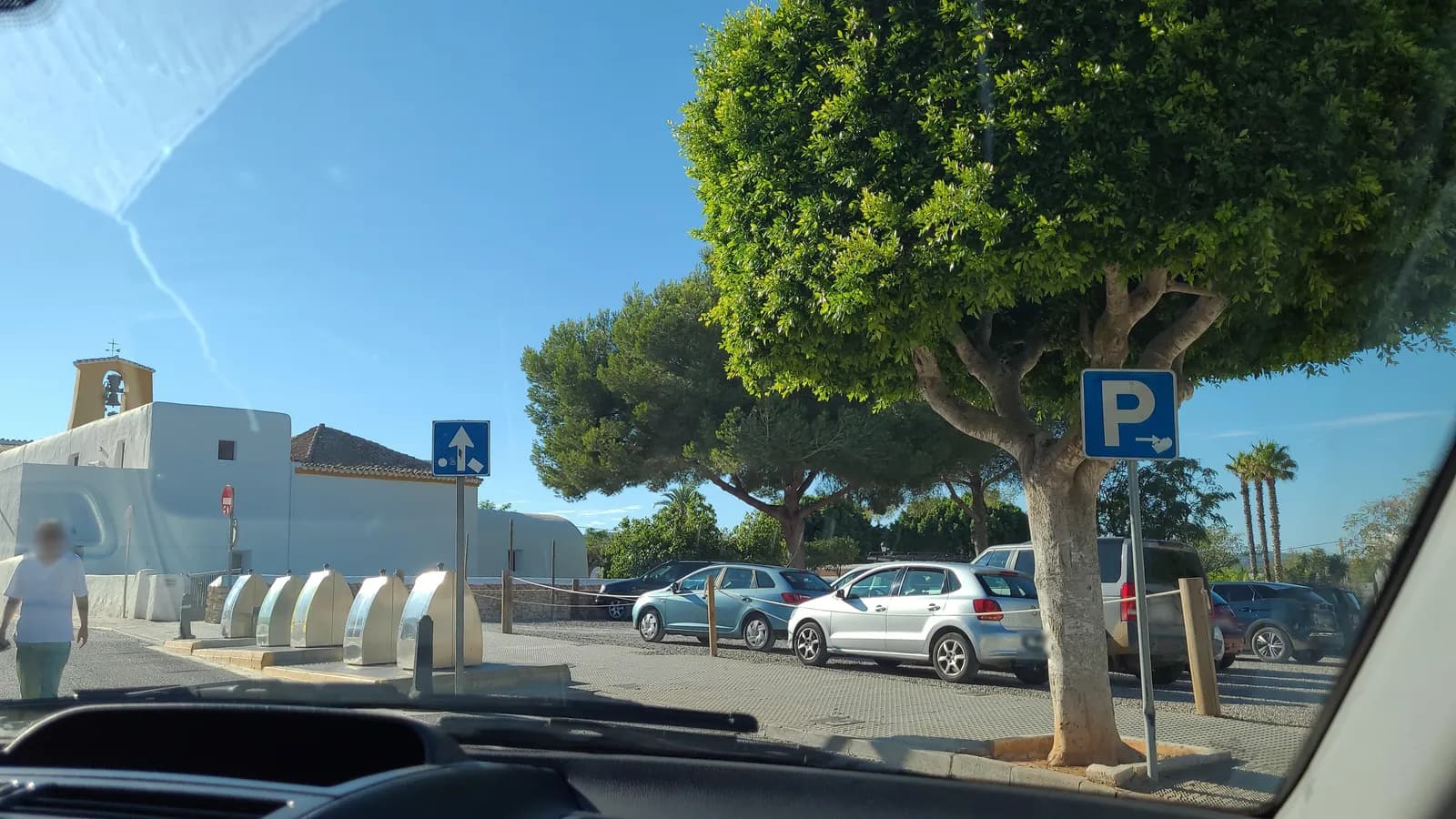 Parking en Santa Gertrudis de Fruitera (Carrer Vénda de Fruitera) en Santa Eulària des Riu (Illes Balears)