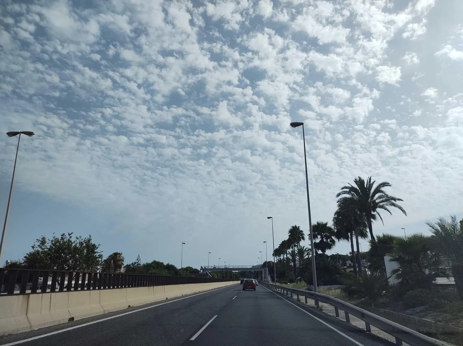 Parking gratuito en Fuengirola (Autovía del Mediterráneo) 3 en Fuengirola (Málaga)