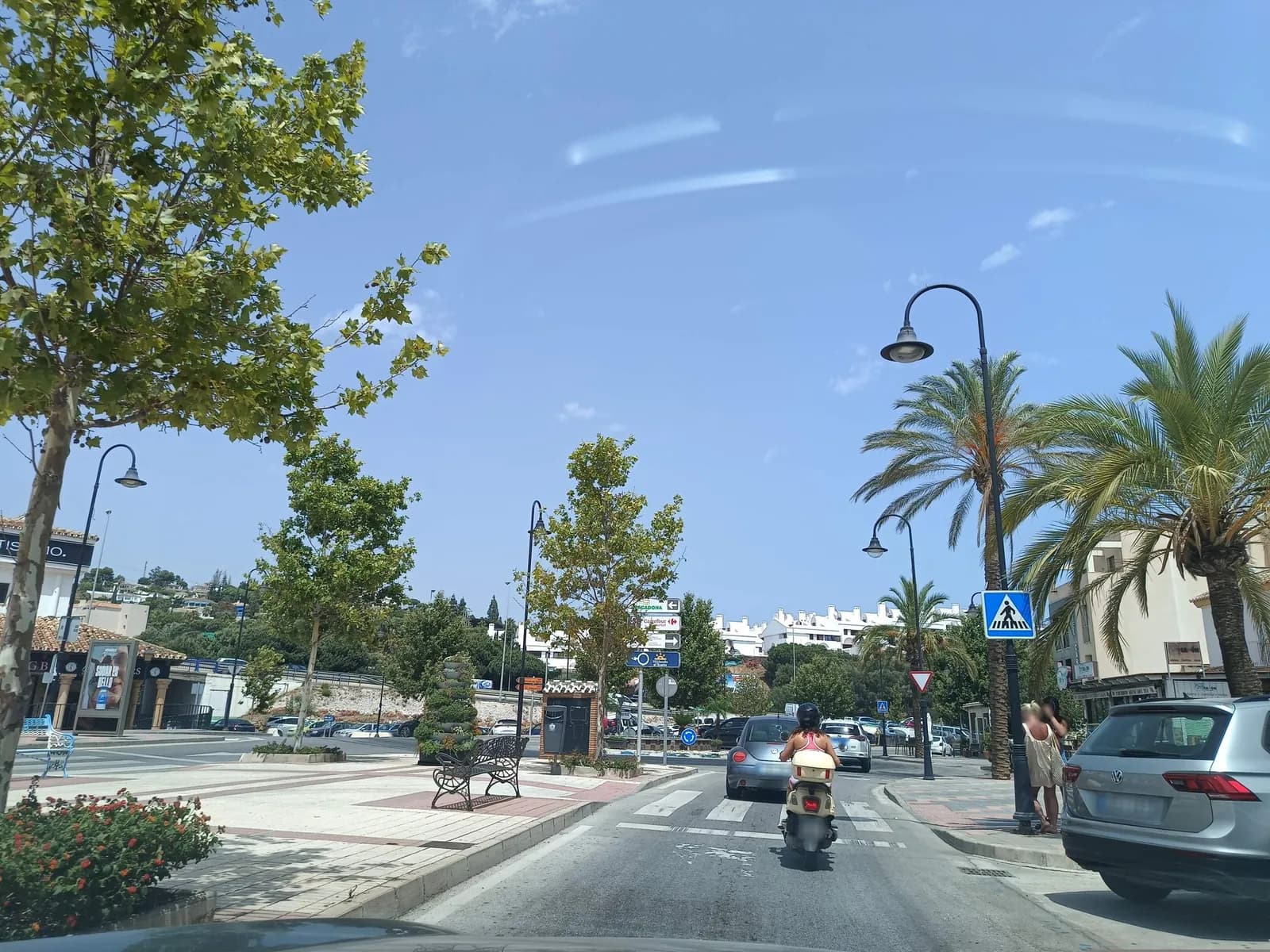 Parking gratuito en Fuengirola (Bulevar de La Cala) en Fuengirola (Málaga)