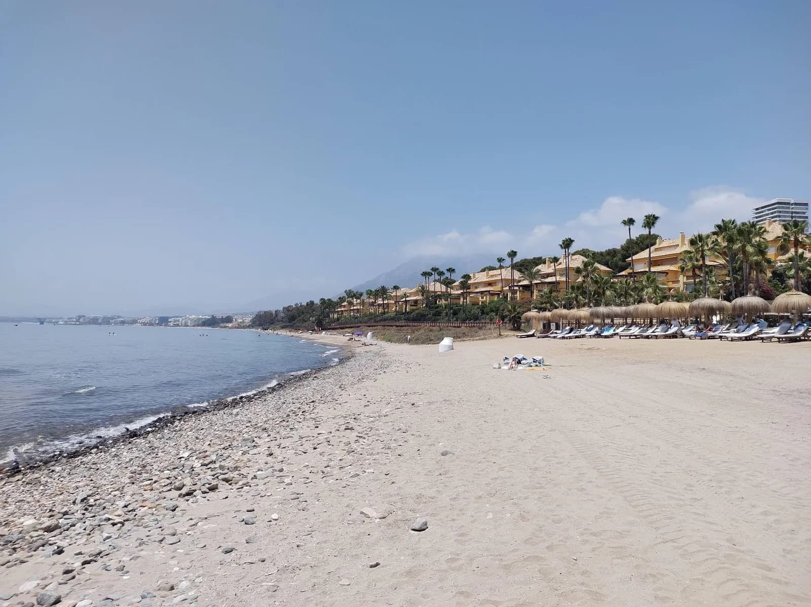 Parking playa Pinillo en Marbella (Málaga)