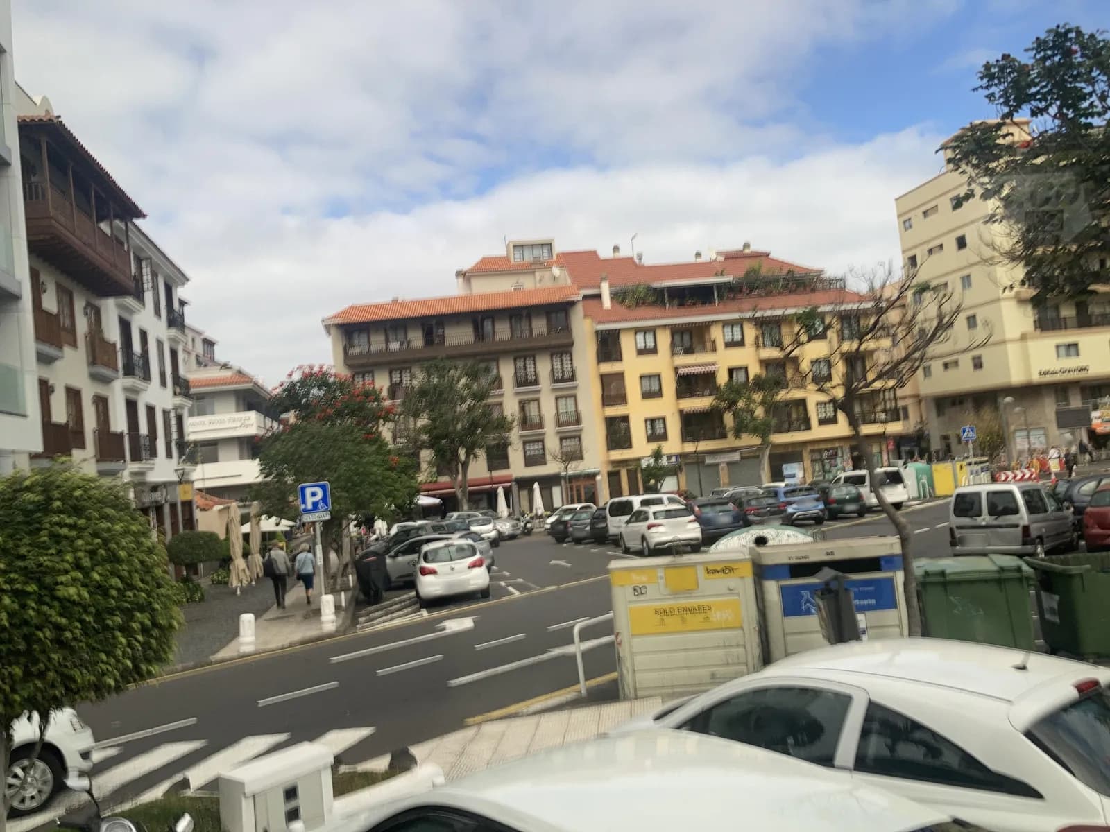 Parking gratuito en Plaza Constitución, Puerto de la Cruz en Puerto de la Cruz (Santa Cruz de Tenerife)