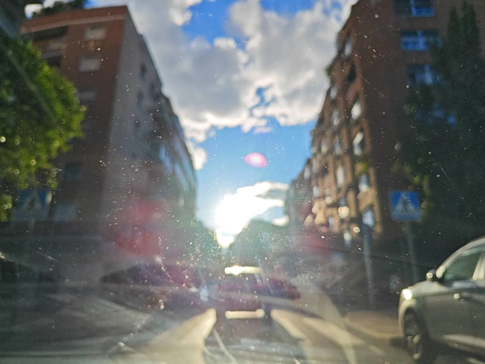 Parking Clara del Rey en Madrid