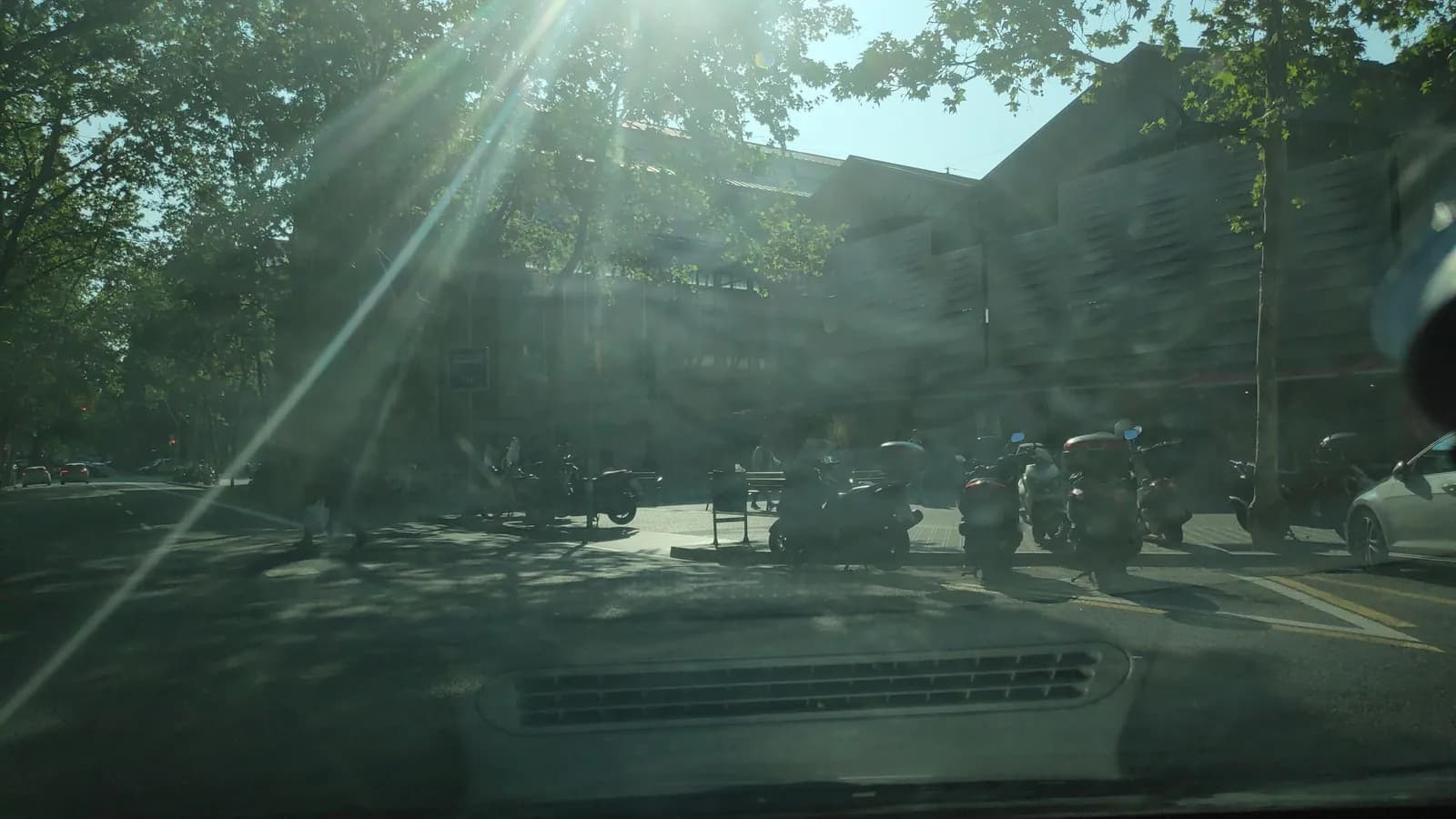 Parking Mercat del Ninot en Barcelona
