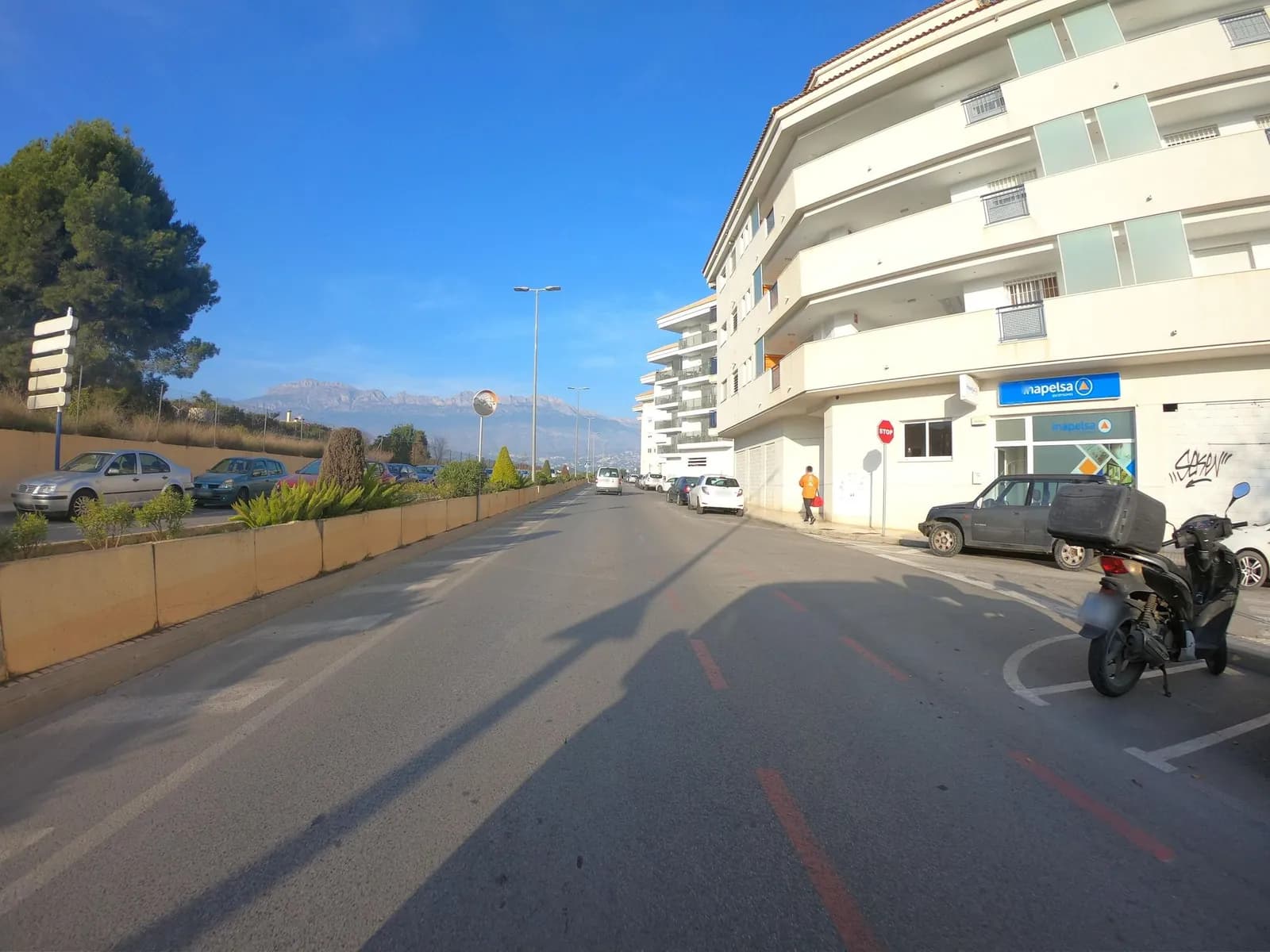 Parking Plaza de la Pau en Altea (Alicante)