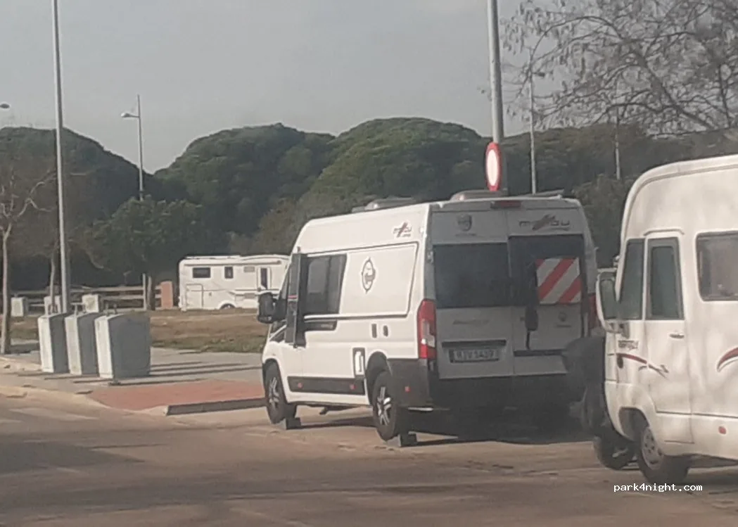 Aparcamiento Punta Candor en Rota (Cádiz) en Rota (Cádiz)