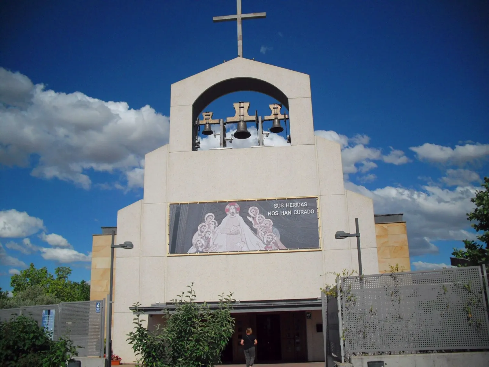 Iglesia Parroquial San Carlos Borromeo