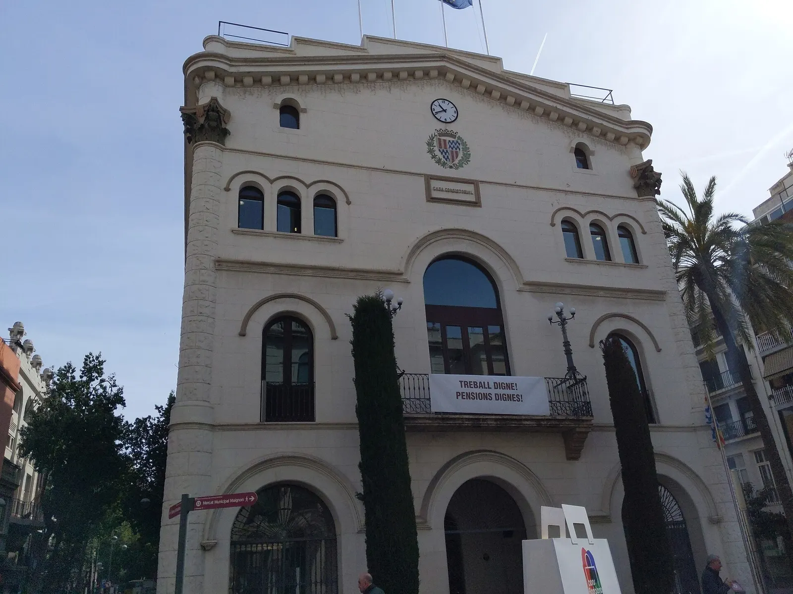 Plaça de la Vila (Badalona)