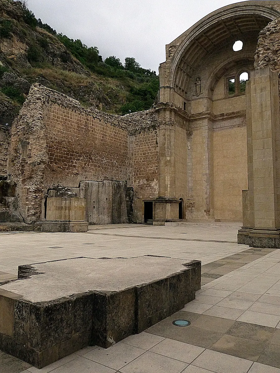 Ruinas de la Iglesia de Santa María