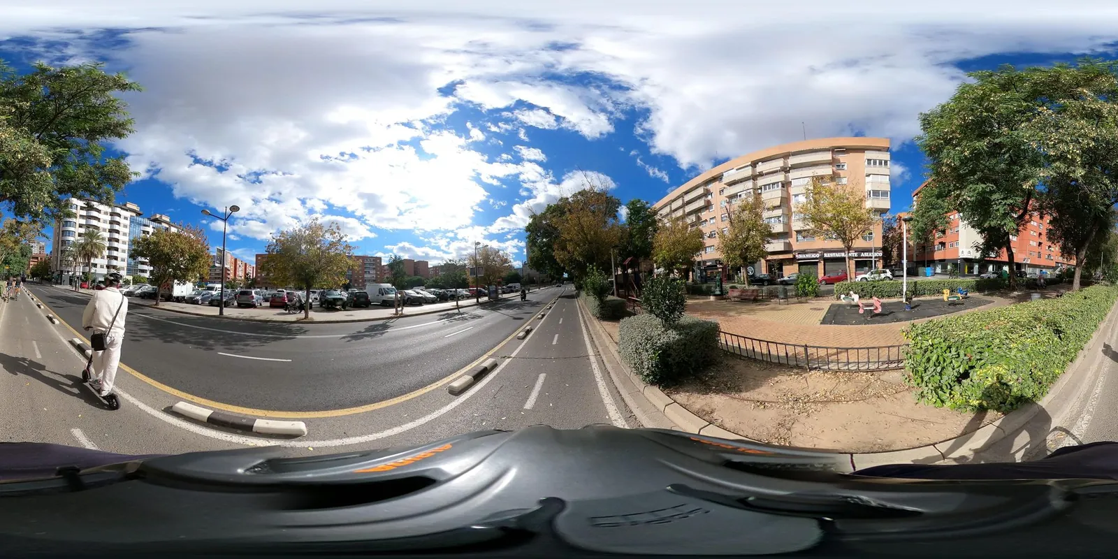 Parking gratis junto a Aqua Multiespacio (Valencia) en Valencia