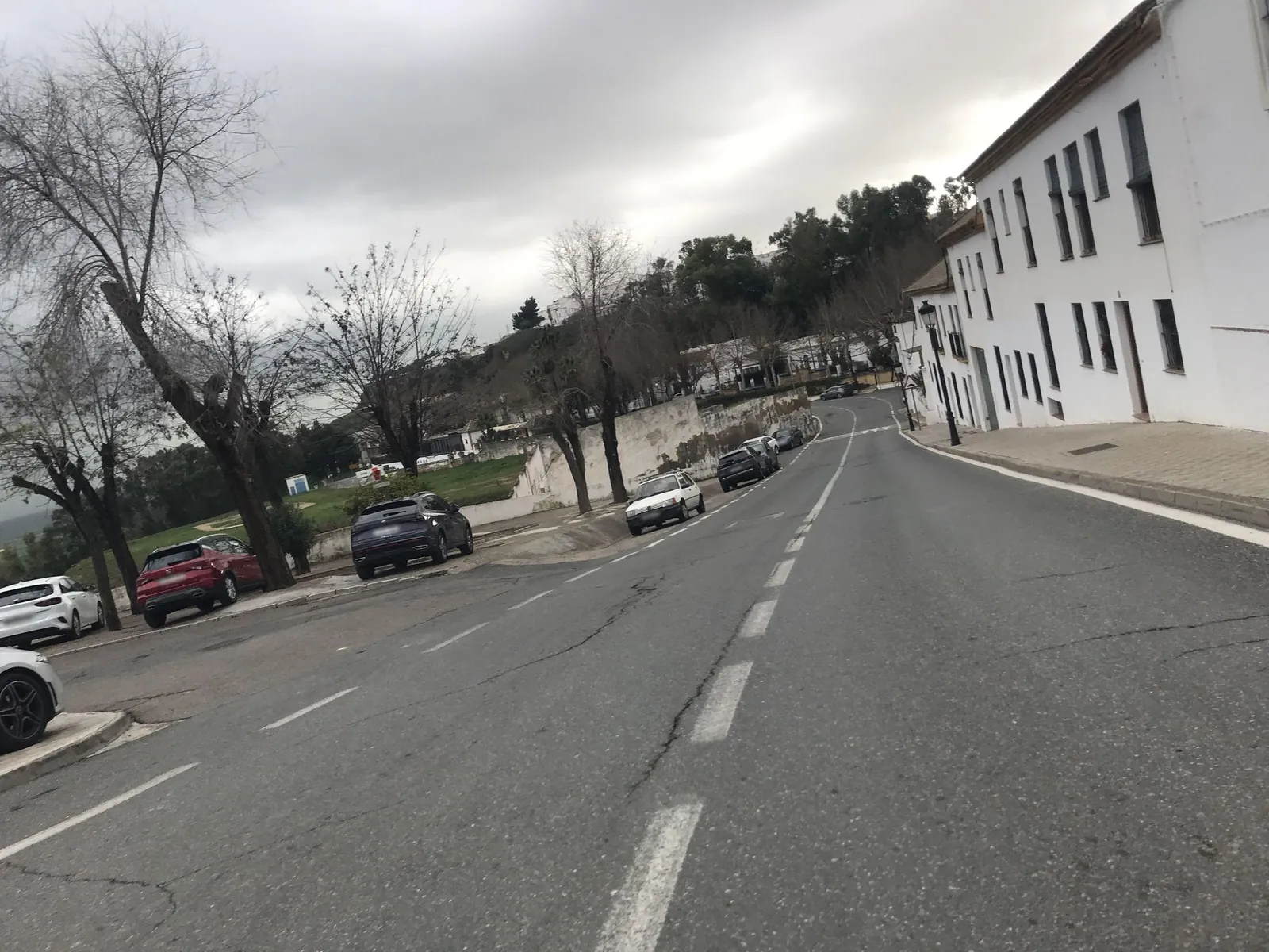Parking gratuito y de acceso libre en Carmona, Sevilla (N-4A) en Carmona (Sevilla)