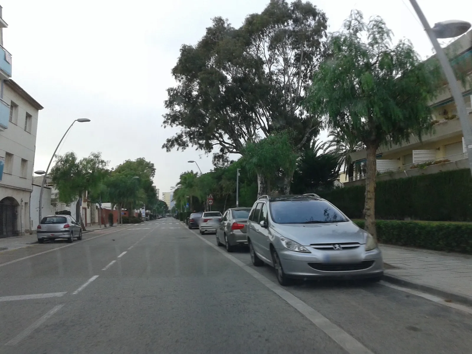 Aparcamiento gratuito en Plaça de Sant Salvador en El Vendrell (Tarragona)