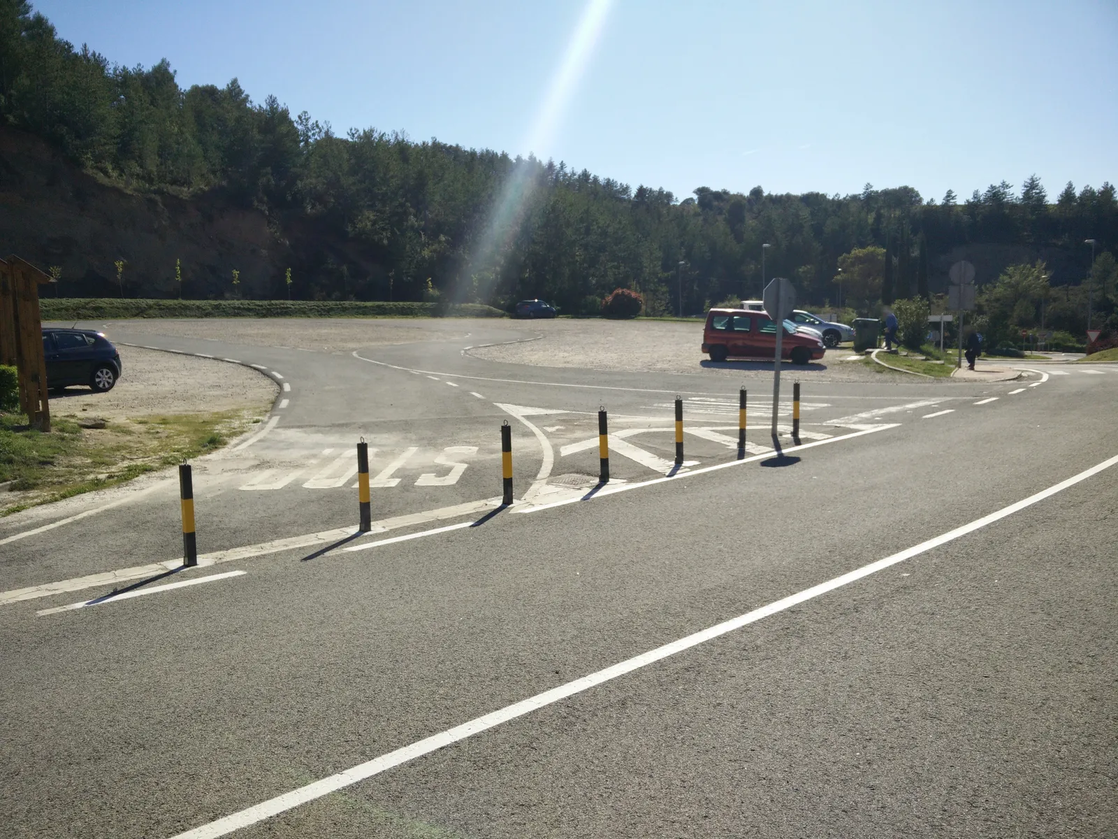 Parking del Castillo de Javier (NA-5411, Navarra) en Javier (Navarra)