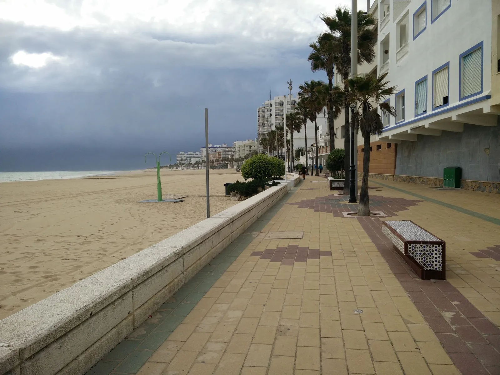 Parking de autocaravanas en Rota (Avenida de la Diputación) en Rota (Cádiz)