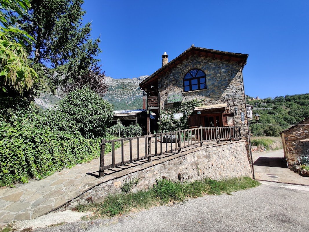 Parking de autocaravanas El Plano, El Pueyo de Araguás en El Pueyo de Araguás (Huesca)