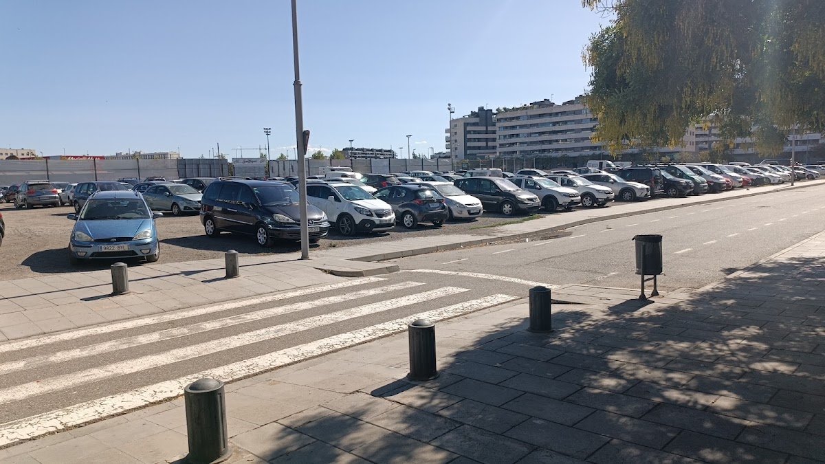 Parking gratuito Aparcament provisional Cappont en Lleida