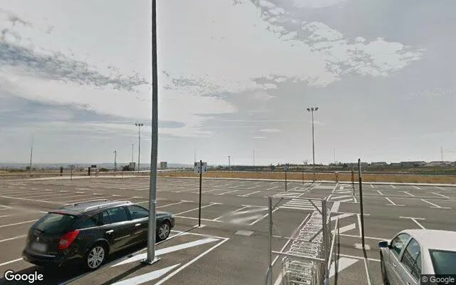Aparcamiento gratuito Aeropuerto de León en San Andrés del Rabanedo (León)