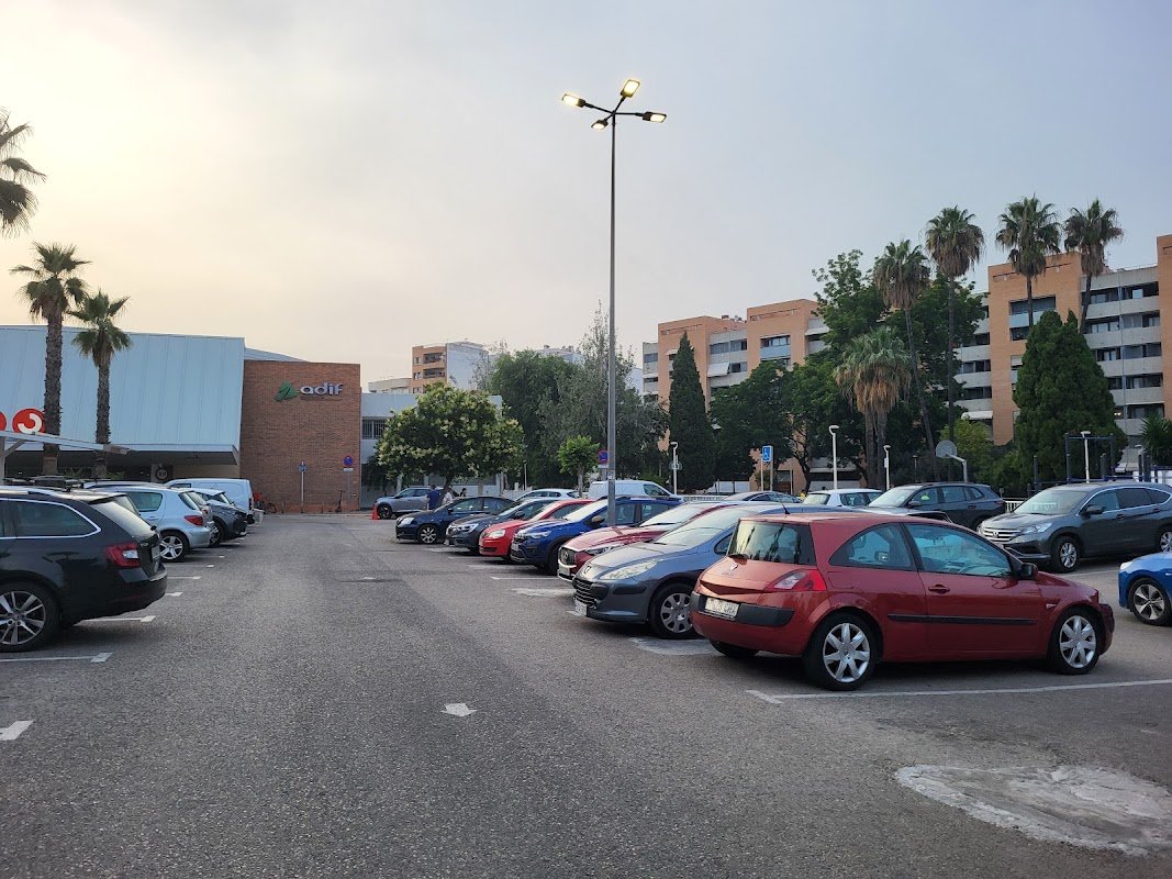 Aparcamiento de La Estación Gandia: precio y opiniones en Gandia (Valencia)
